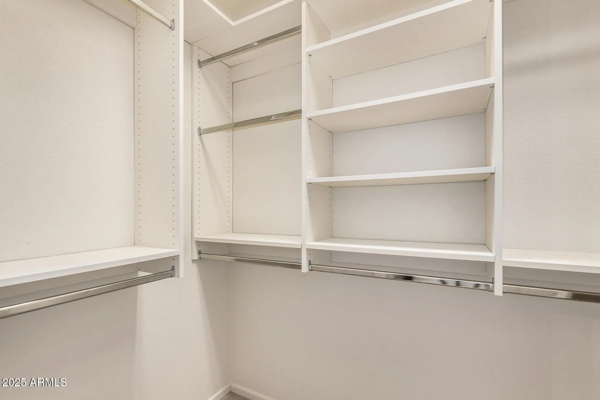 Property Slideshow image 23 of 45 | 1365 e runaway bay dr, Chandler, AZ, 85249