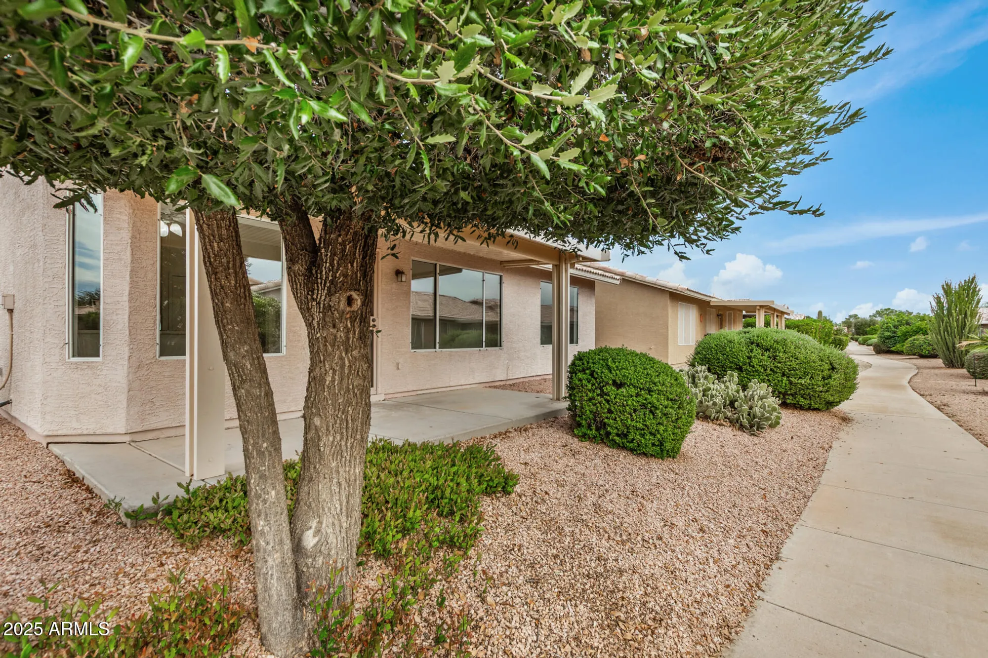 Property Slideshow image 32 of 45 | 1365 e runaway bay dr, Chandler, AZ, 85249