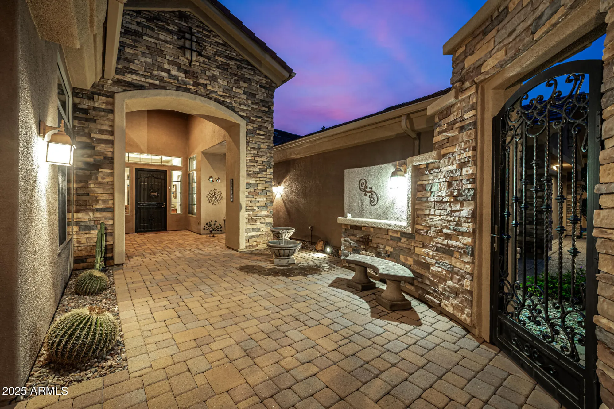 Property Slideshow image 13 of 143 | 41907 n spy glass dr, Phoenix, AZ, 85086