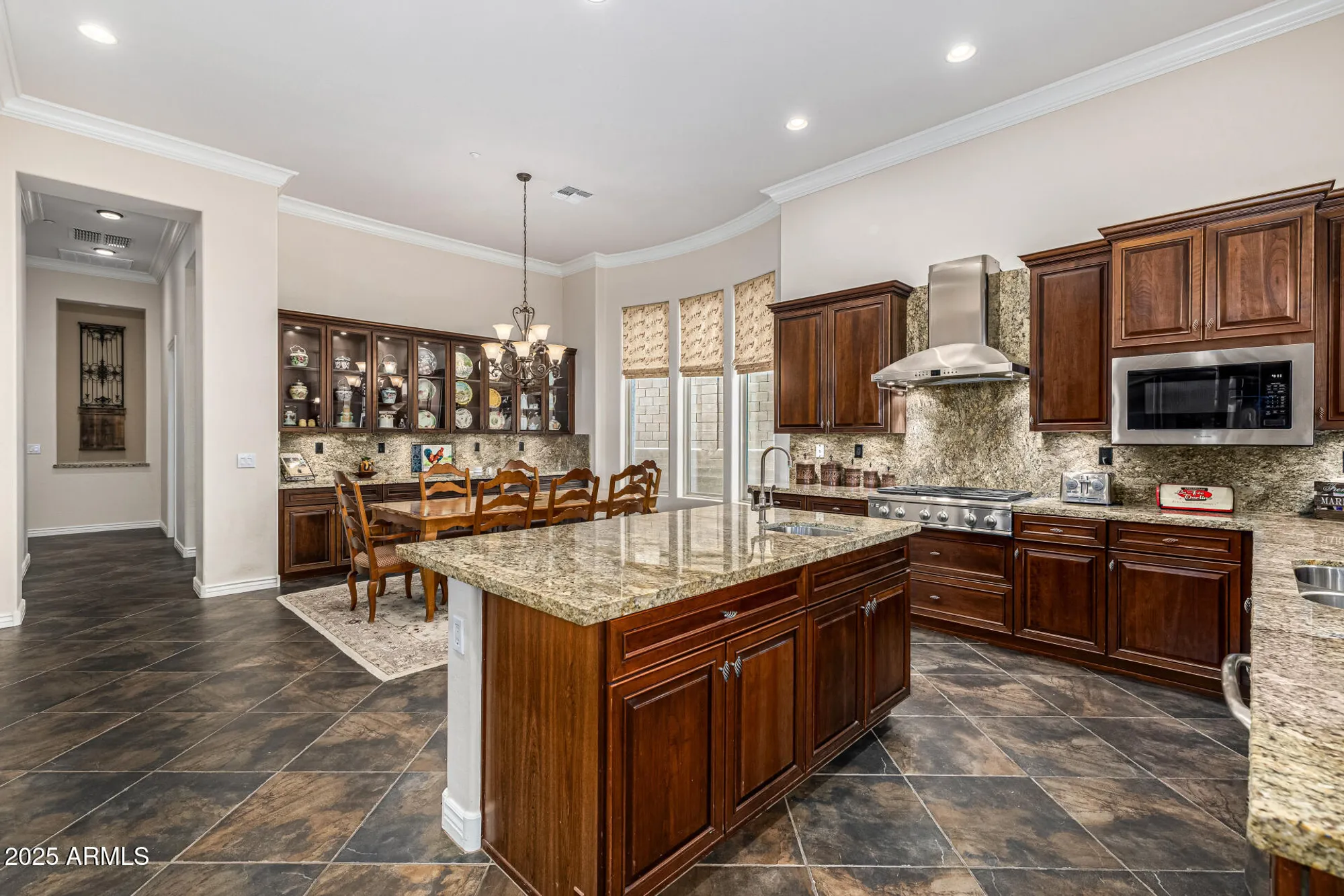 Property Slideshow image 26 of 143 | 41907 n spy glass dr, Phoenix, AZ, 85086