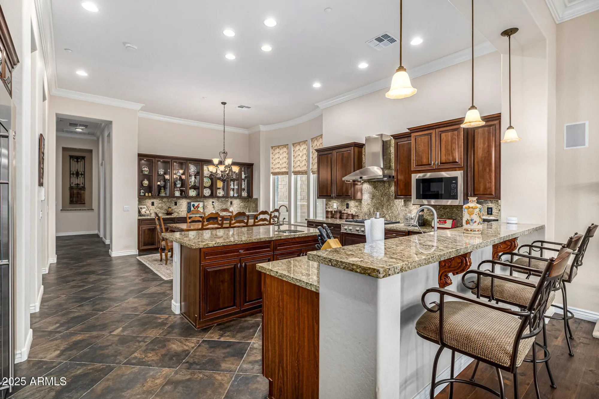 Property Slideshow image 30 of 143 | 41907 n spy glass dr, Phoenix, AZ, 85086