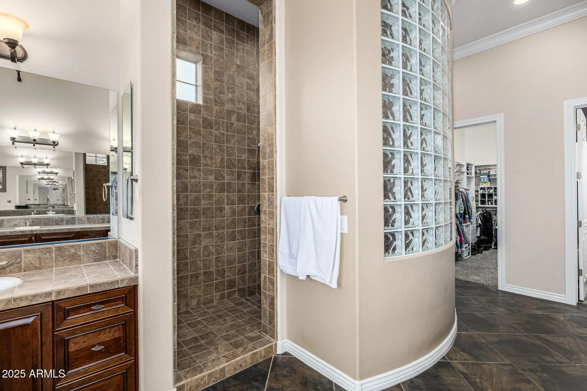 Property Slideshow image 49 of 143 | 41907 n spy glass dr, Phoenix, AZ, 85086