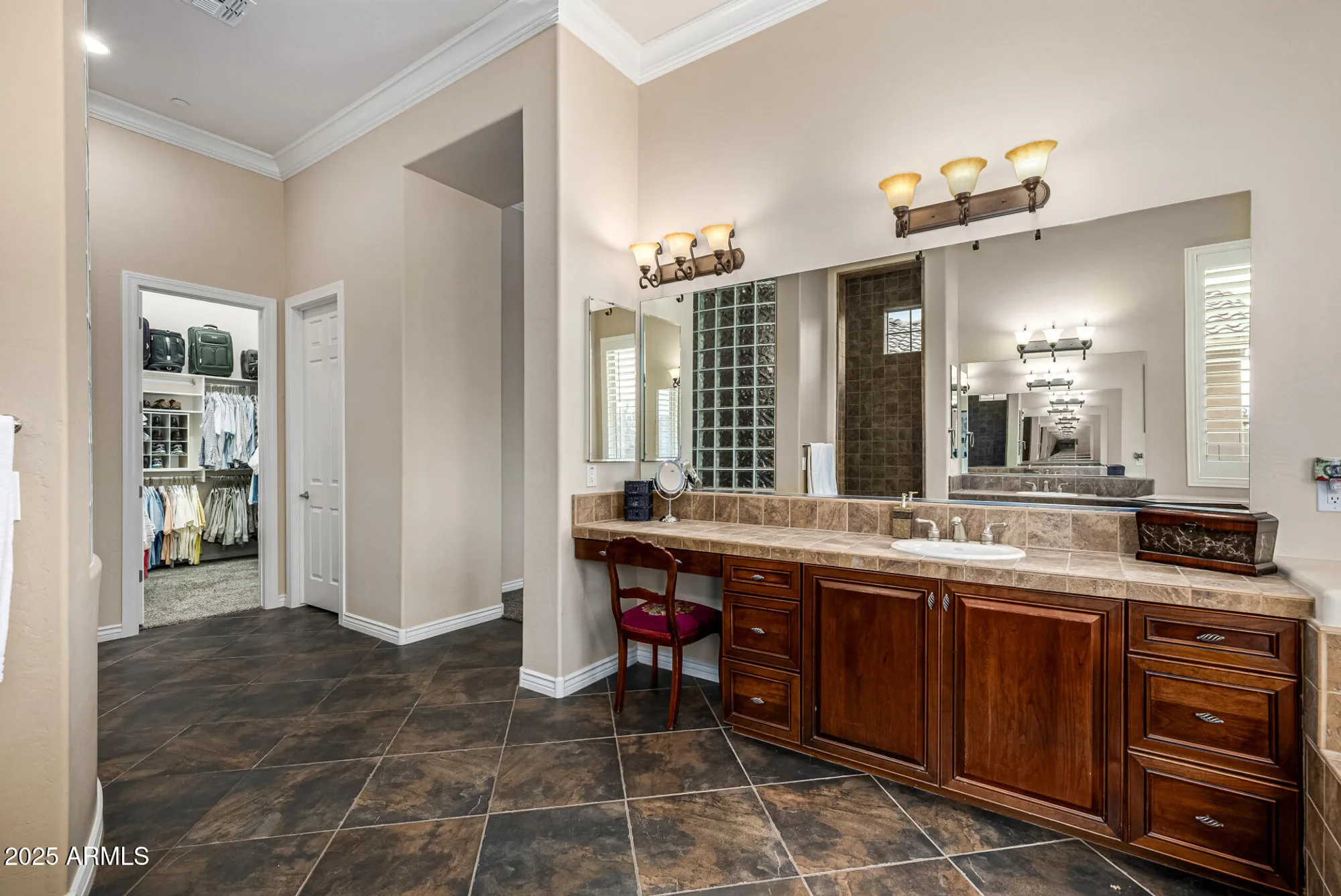 Property Slideshow image 52 of 143 | 41907 n spy glass dr, Phoenix, AZ, 85086