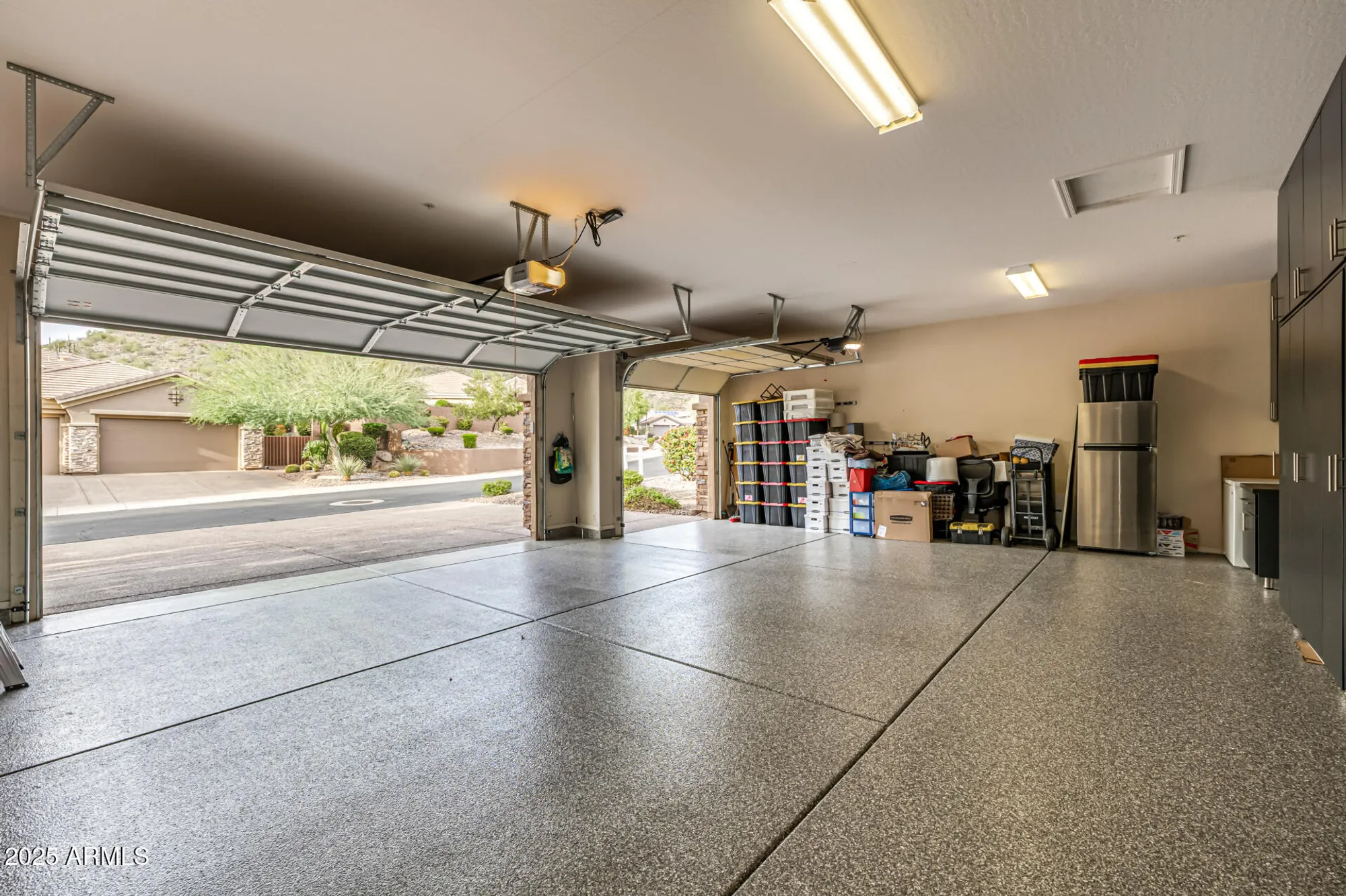 Property Slideshow image 83 of 143 | 41907 n spy glass dr, Phoenix, AZ, 85086