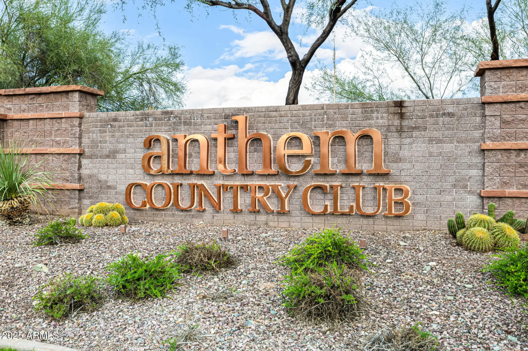 Property Slideshow image 2 of 143 | 41907 n spy glass dr, Phoenix, AZ, 85086