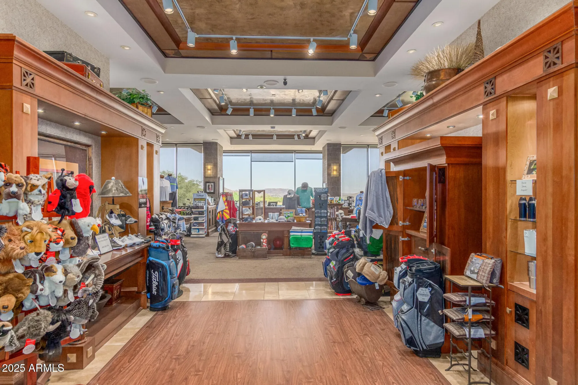 Property Slideshow image 118 of 143 | 41907 n spy glass dr, Phoenix, AZ, 85086