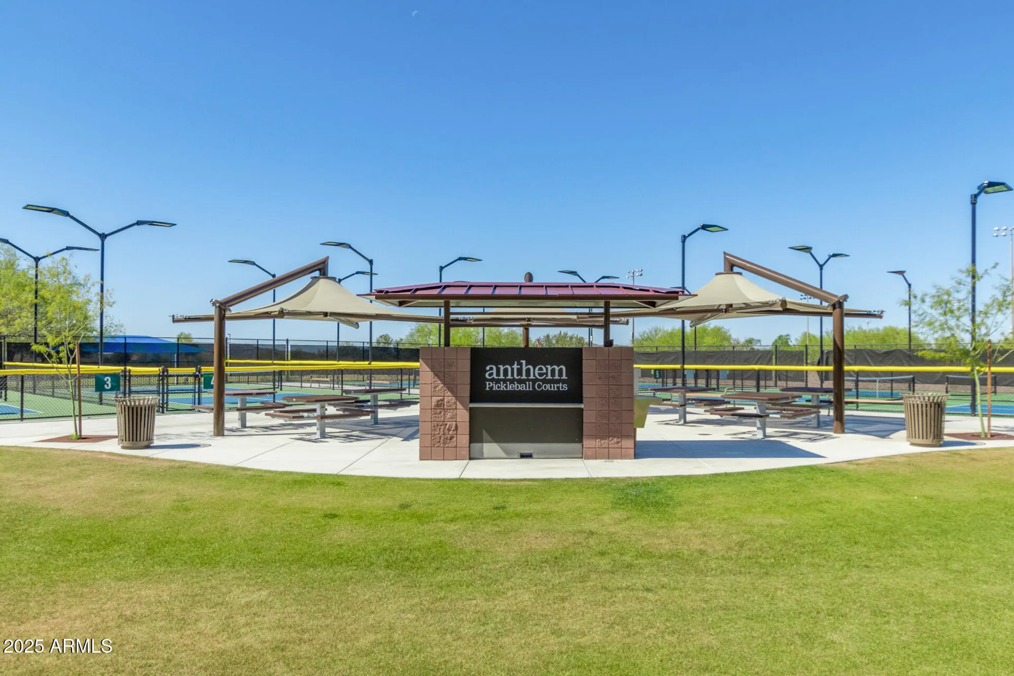 Property Slideshow image 128 of 143 | 41907 n spy glass dr, Phoenix, AZ, 85086