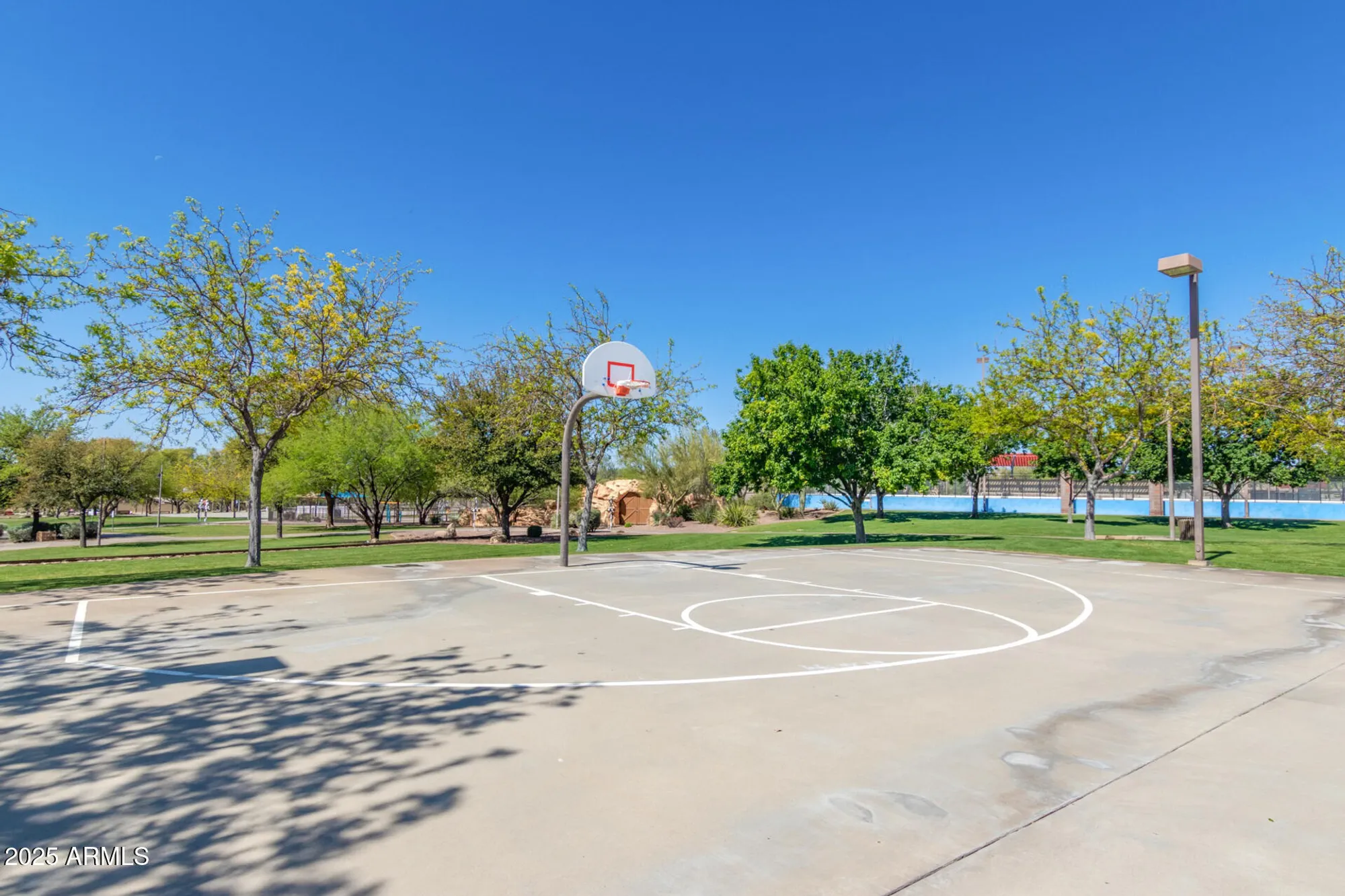 Property Slideshow image 135 of 143 | 41907 n spy glass dr, Phoenix, AZ, 85086