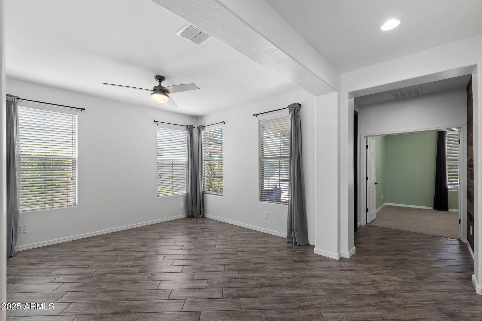 Property Slideshow image 4 of 16 | 5742 s winchester, Mesa, AZ, 85212