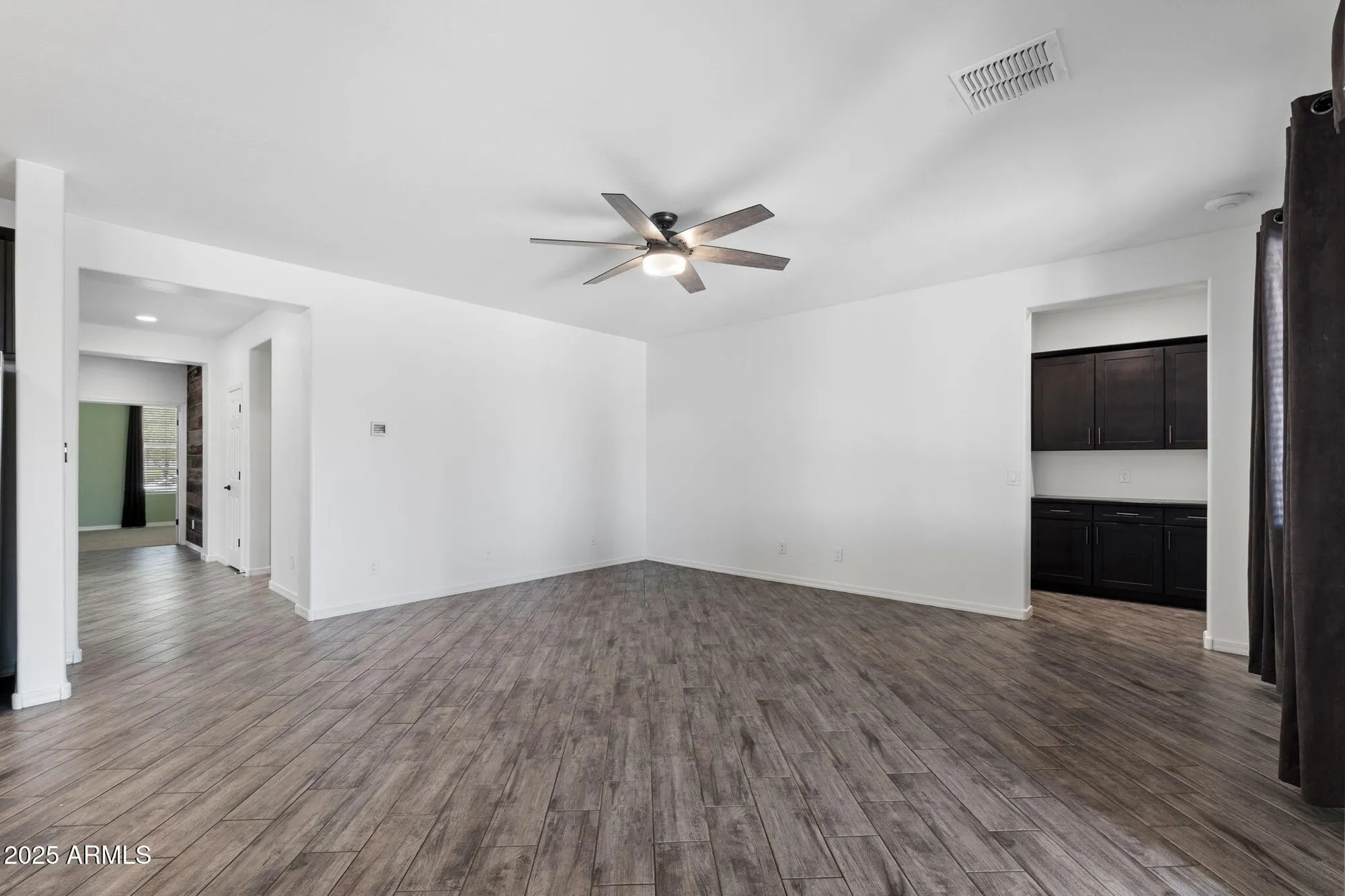 Property Slideshow image 6 of 16 | 5742 s winchester, Mesa, AZ, 85212