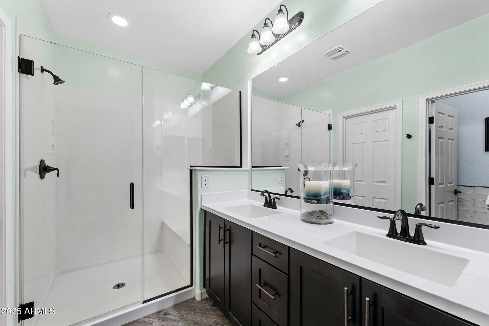 Property Slideshow image 11 of 16 | 5742 s winchester, Mesa, AZ, 85212