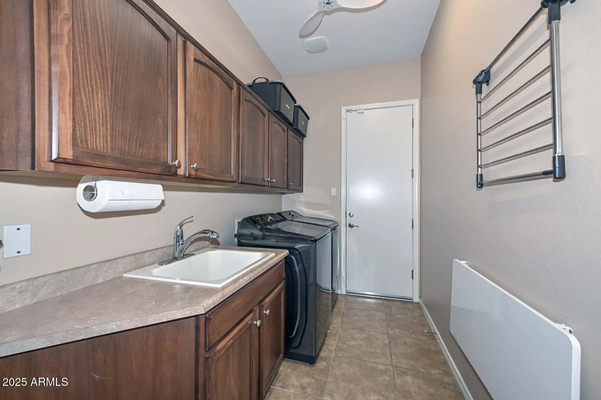 Property Slideshow image 33 of 47 | 13046 w domino dr, Peoria, AZ, 85383