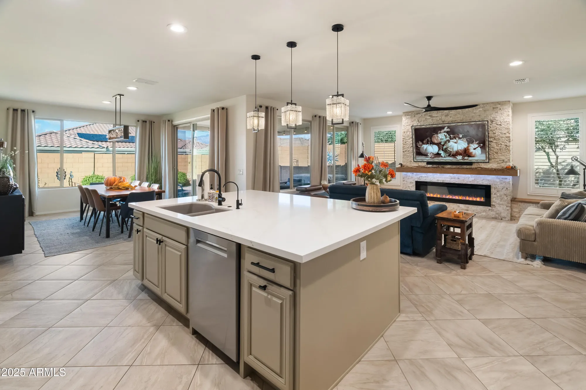 Property Slideshow image 11 of 41 | 26990 w utopia rd, Buckeye, AZ, 85396