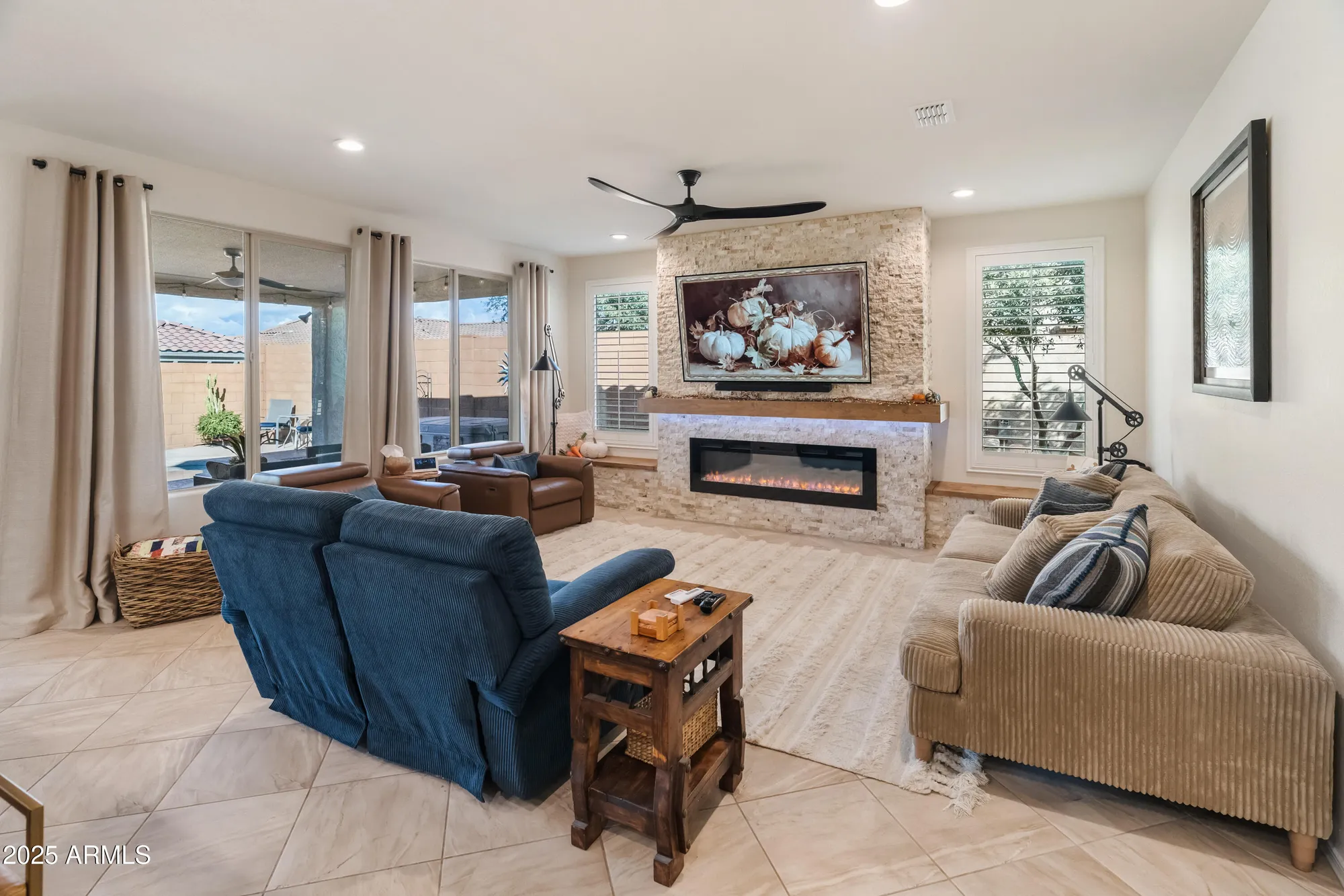 Property Slideshow image 16 of 41 | 26990 w utopia rd, Buckeye, AZ, 85396