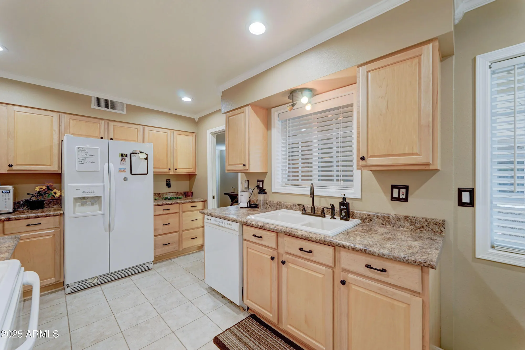 Property Slideshow image 3 of 24 | 10252 n 105th dr, Sun City, AZ, 85351