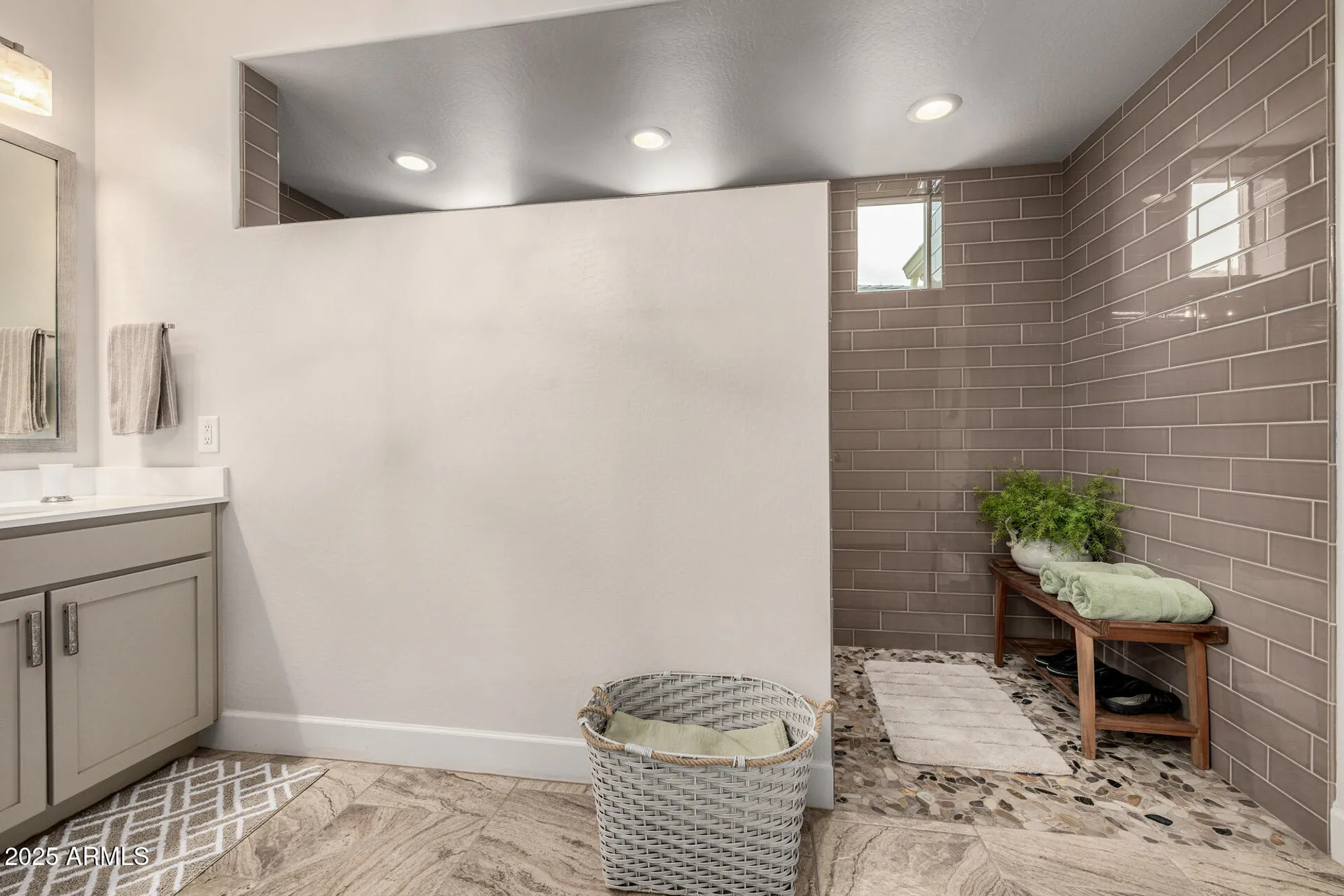 Property Slideshow image 34 of 85 | 16773 w sheridan st, Goodyear, AZ, 85395