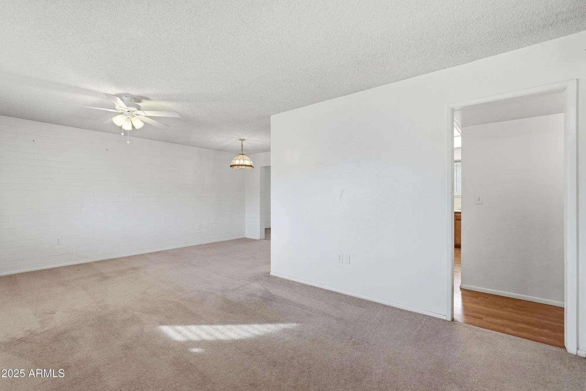 Property Slideshow image 2 of 26 | 11014 w cheryl dr, Sun City, AZ, 85351