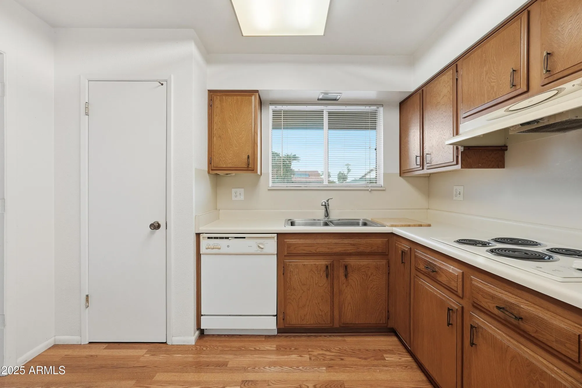 Property Slideshow image 19 of 26 | 11014 w cheryl dr, Sun City, AZ, 85351