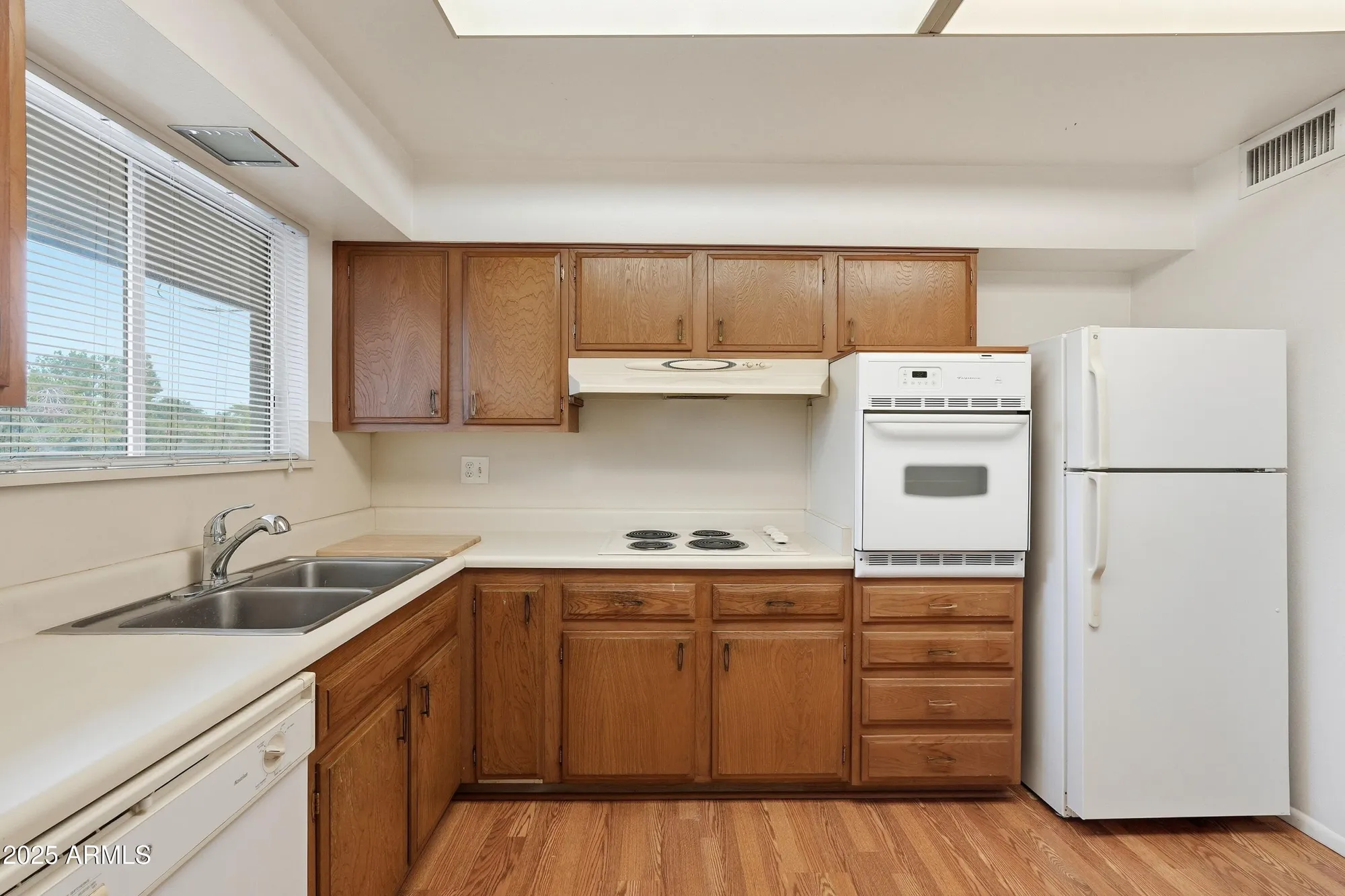 Property Slideshow image 20 of 26 | 11014 w cheryl dr, Sun City, AZ, 85351