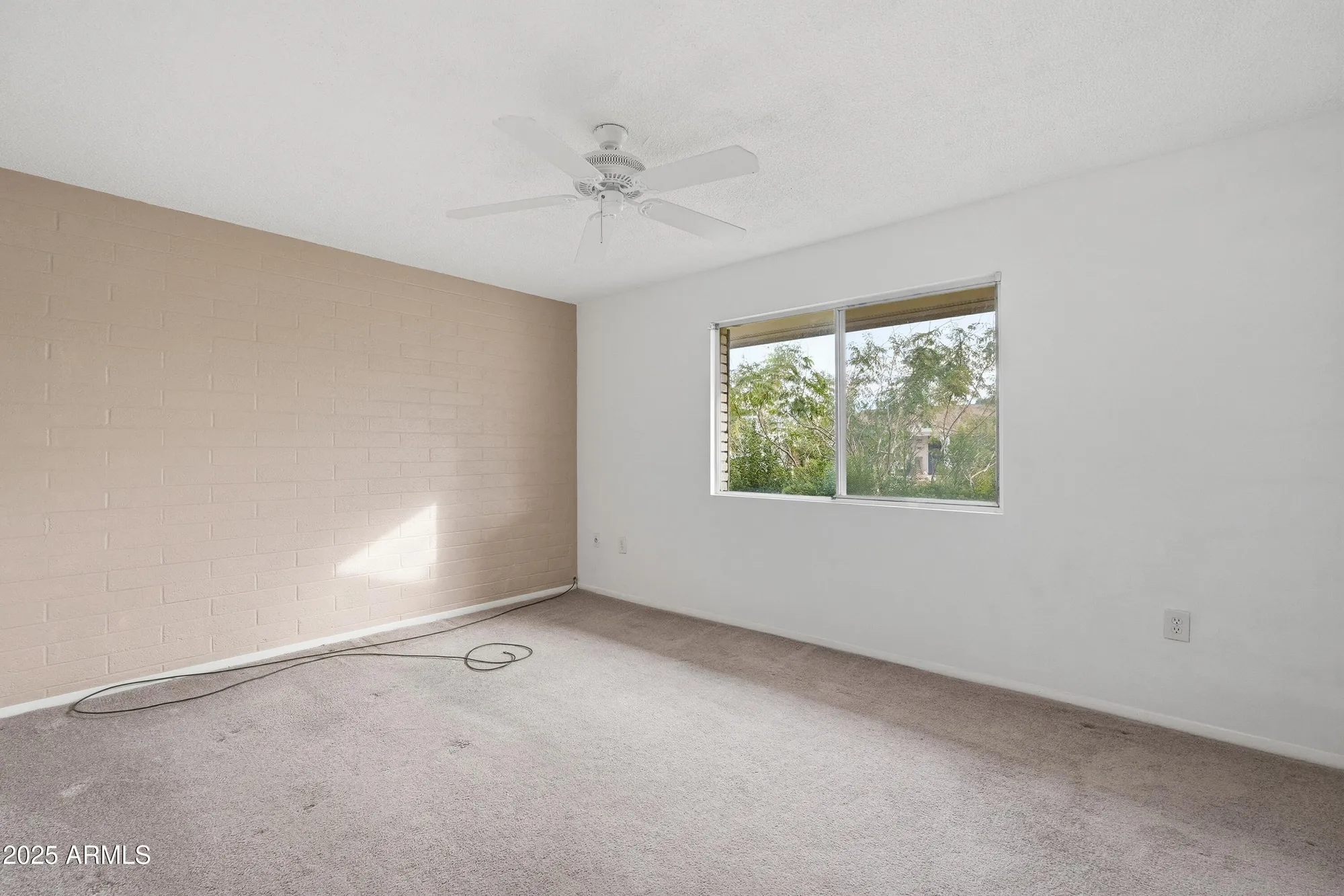 Property Slideshow image 5 of 26 | 11014 w cheryl dr, Sun City, AZ, 85351