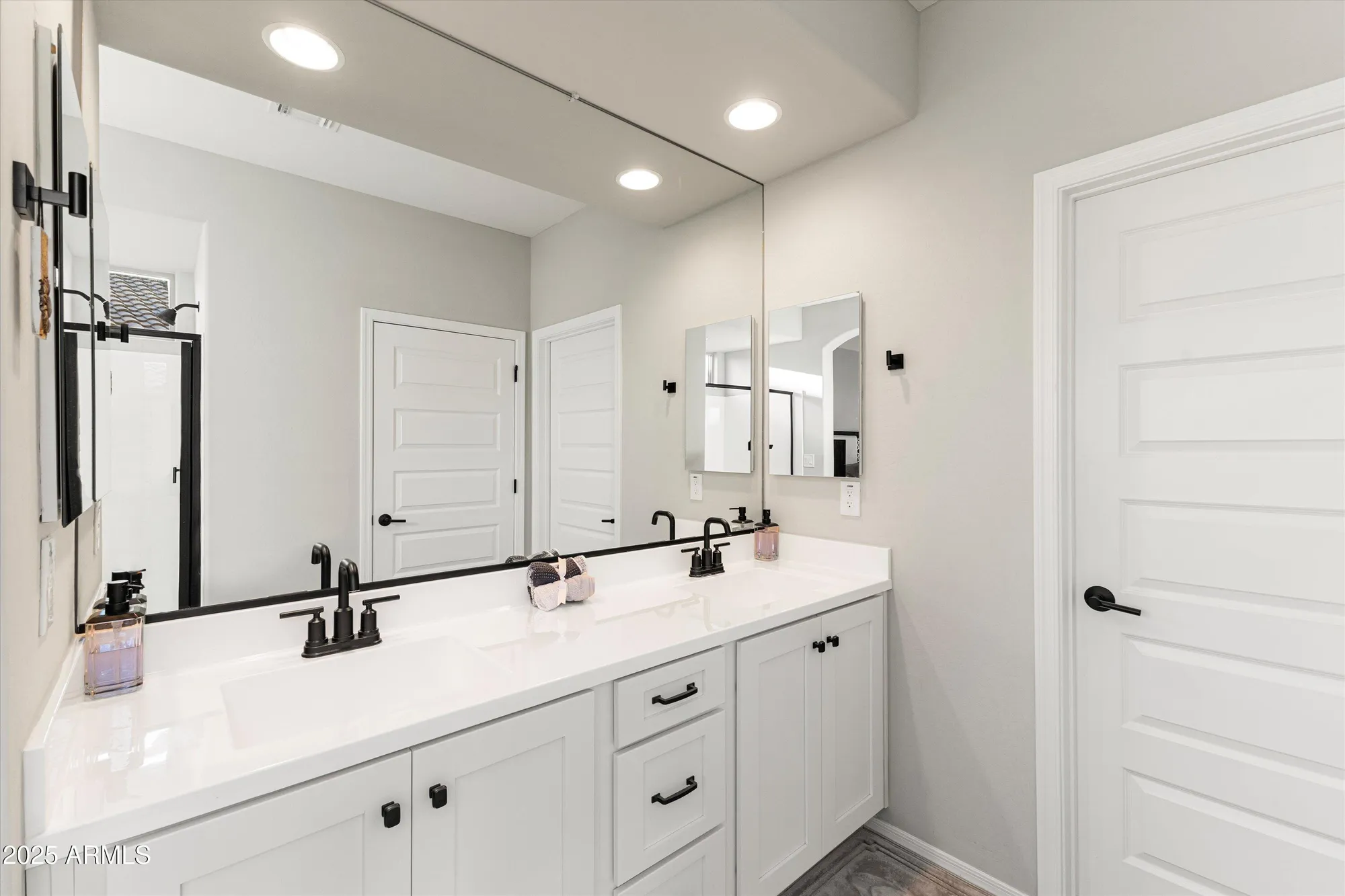 Property Slideshow image 19 of 51 | 27376 w sierra pinta dr, Buckeye, AZ, 85396