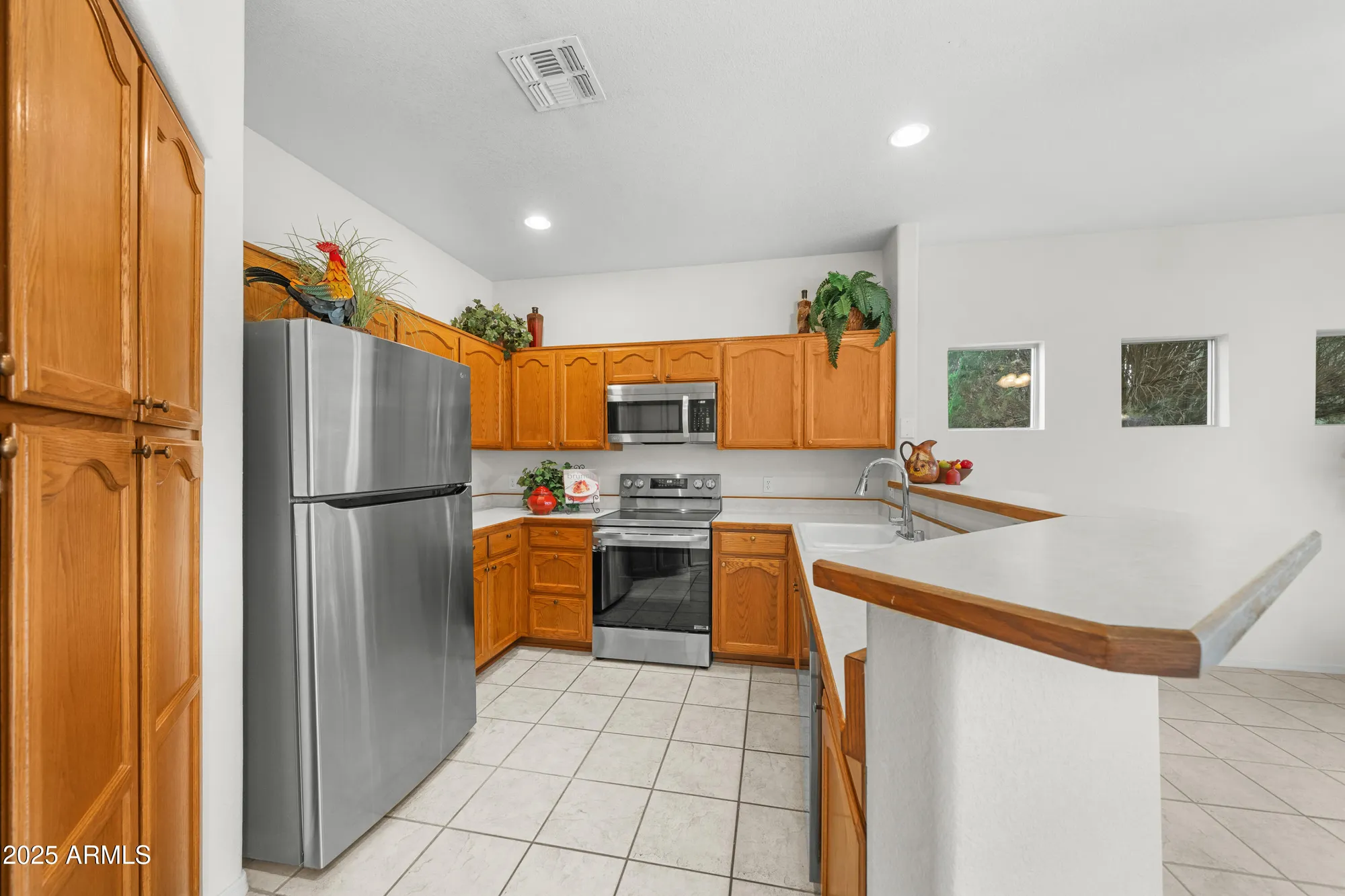 Property Slideshow image 24 of 46 | 3150 candlewood way, Sierra Vista, AZ, 85650