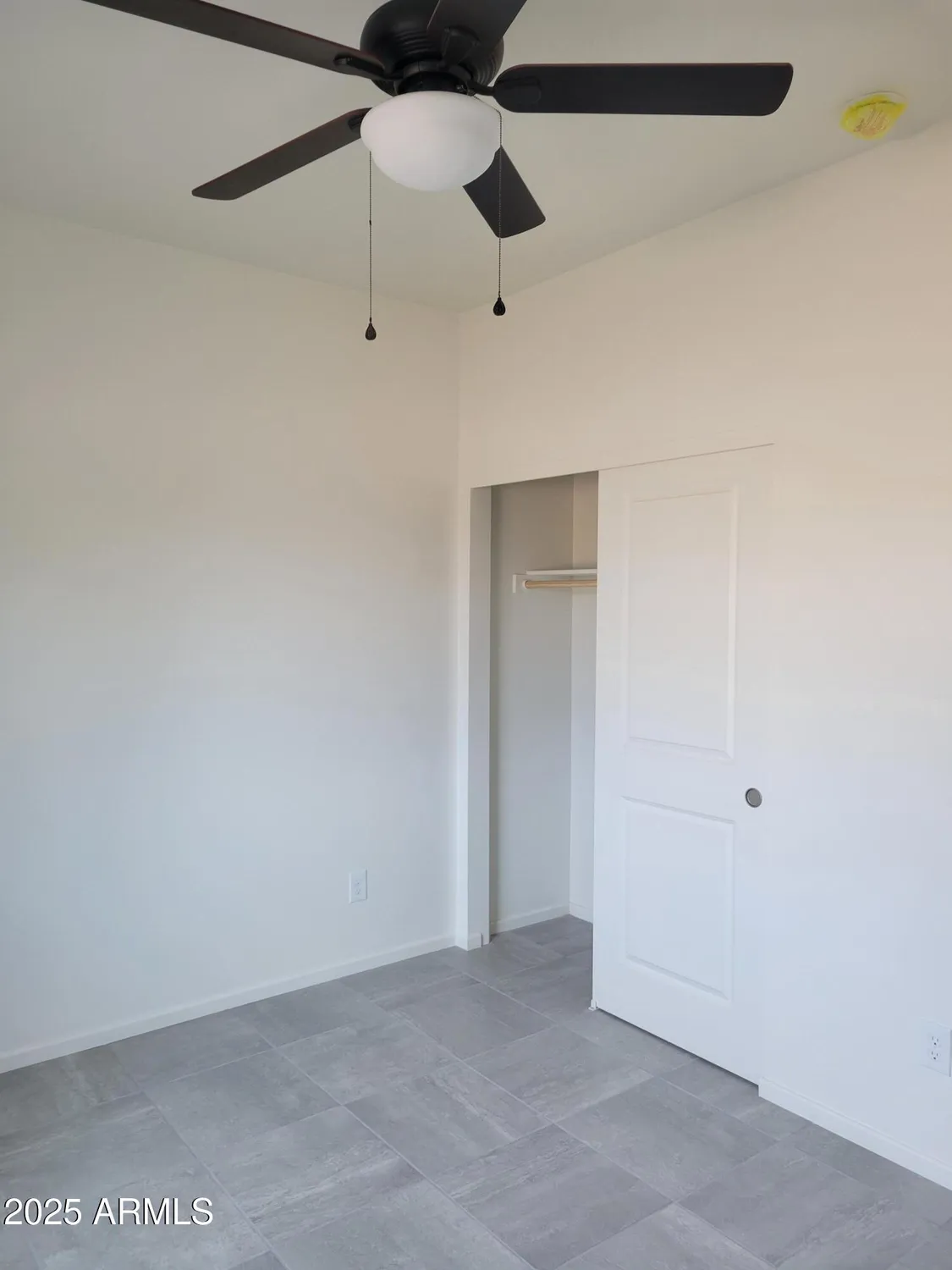 Property Slideshow image 13 of 31 | 672 s meadowood ln, Sierra Vista, AZ, 85635