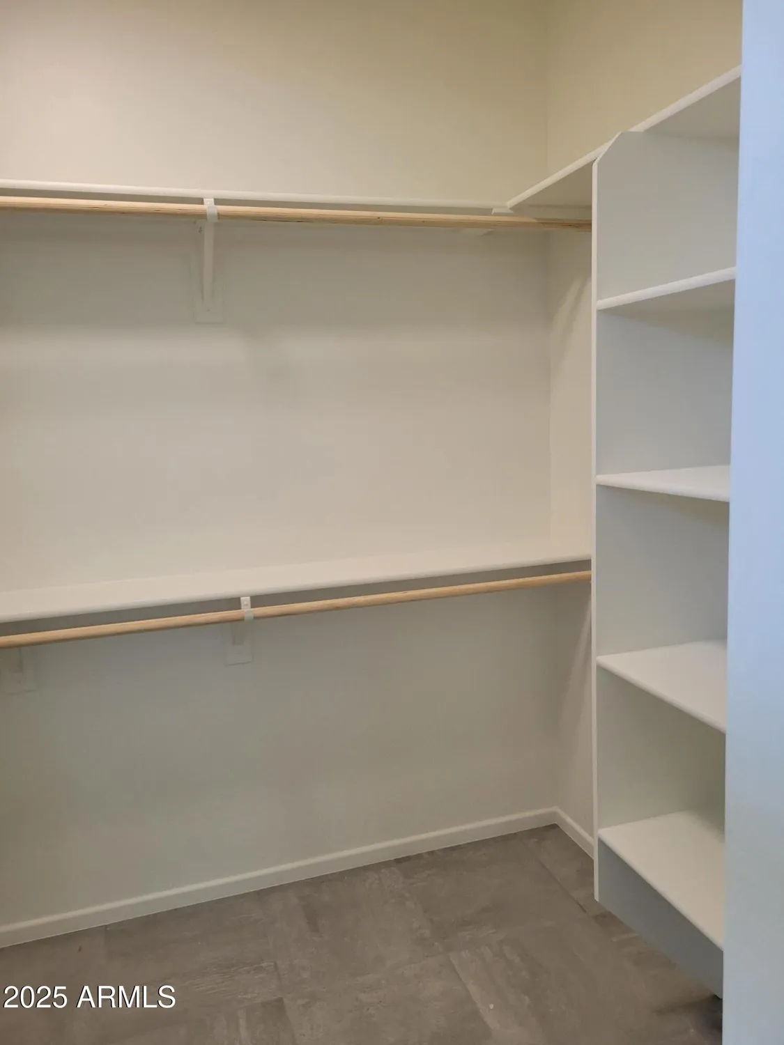 Property Slideshow image 20 of 31 | 672 s meadowood ln, Sierra Vista, AZ, 85635