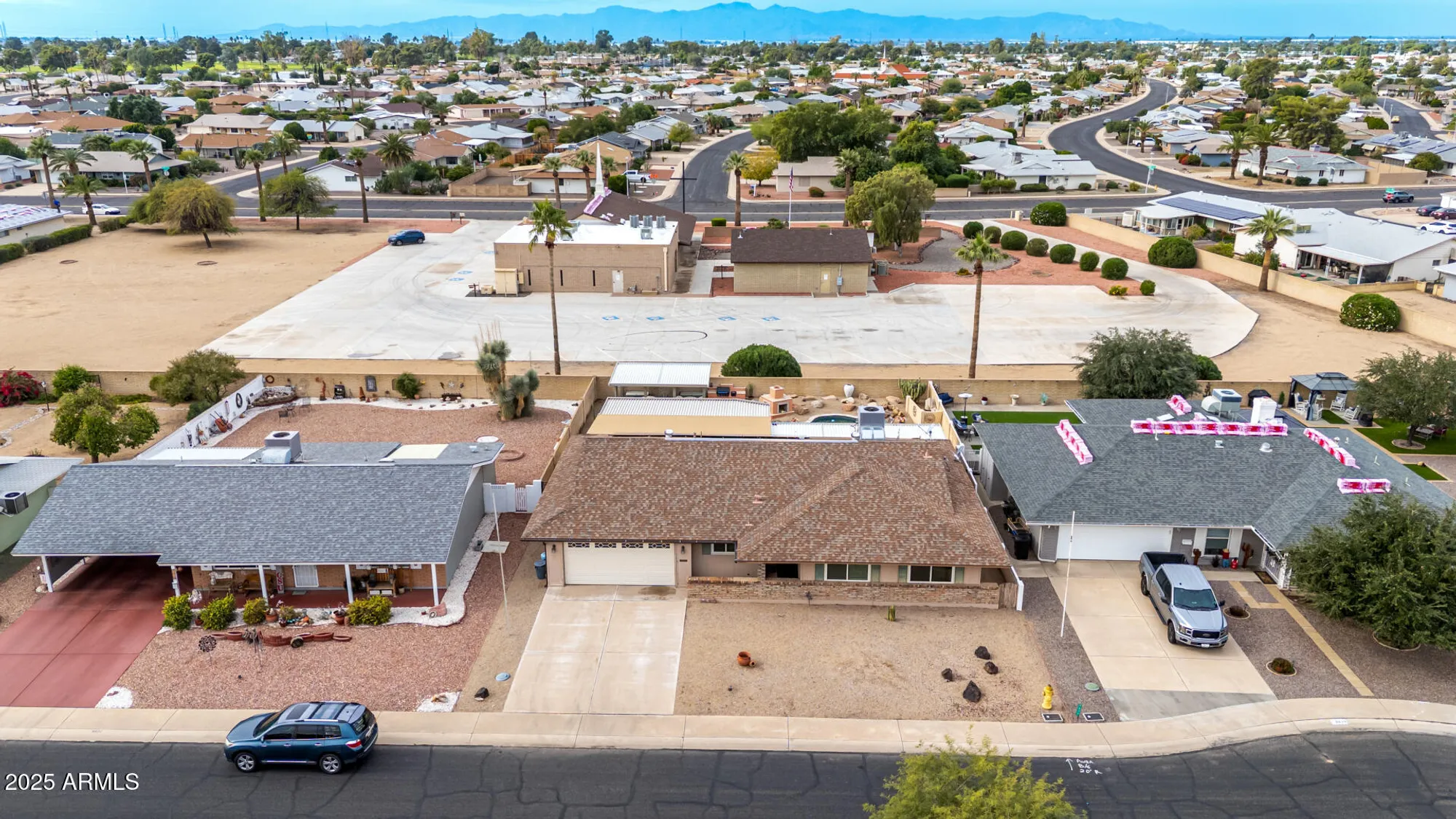 Property Slideshow image 42 of 45 | 9832 n 102nd dr, Sun City, AZ, 85351