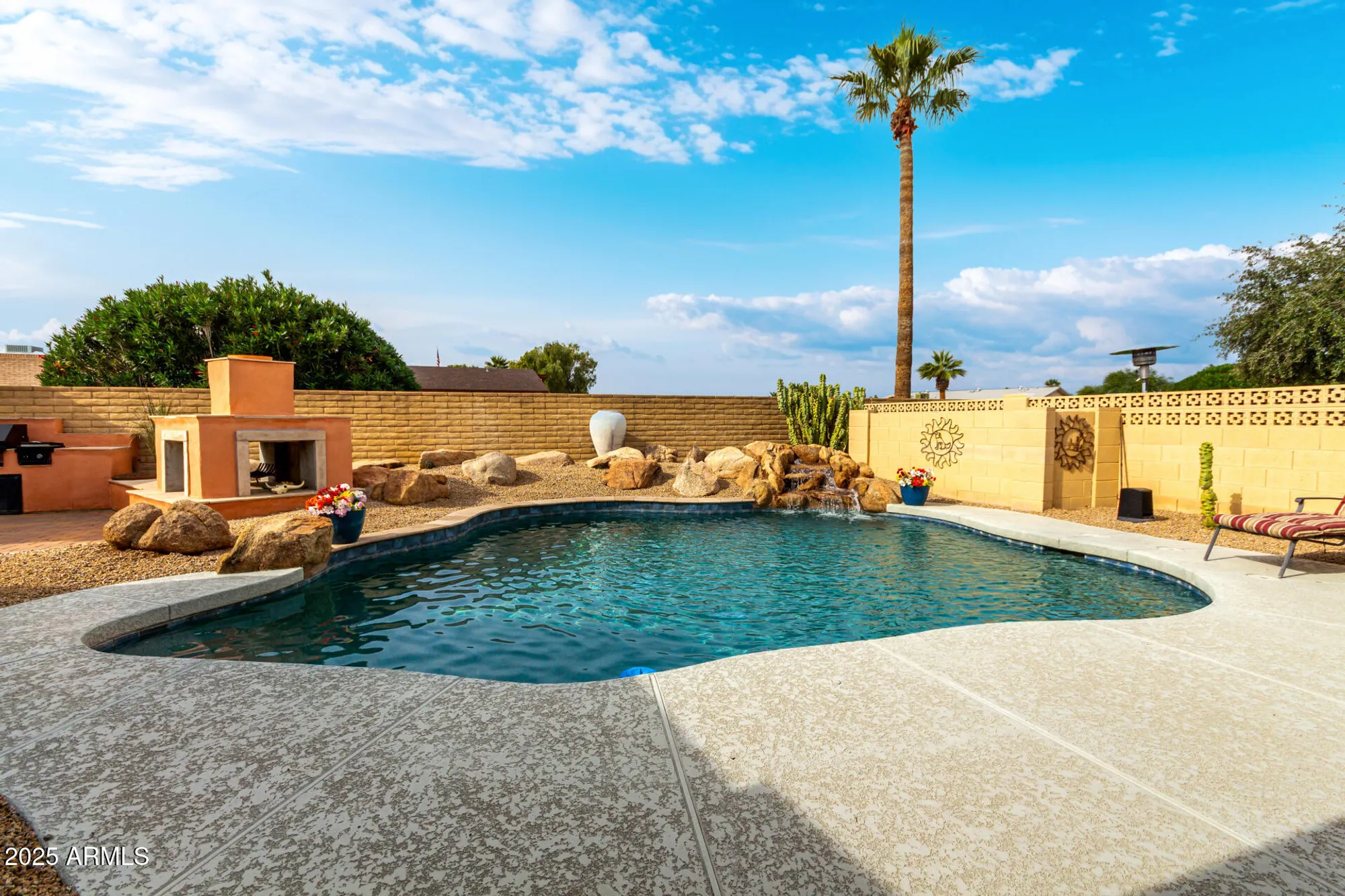 Property Slideshow image 29 of 45 | 9832 n 102nd dr, Sun City, AZ, 85351