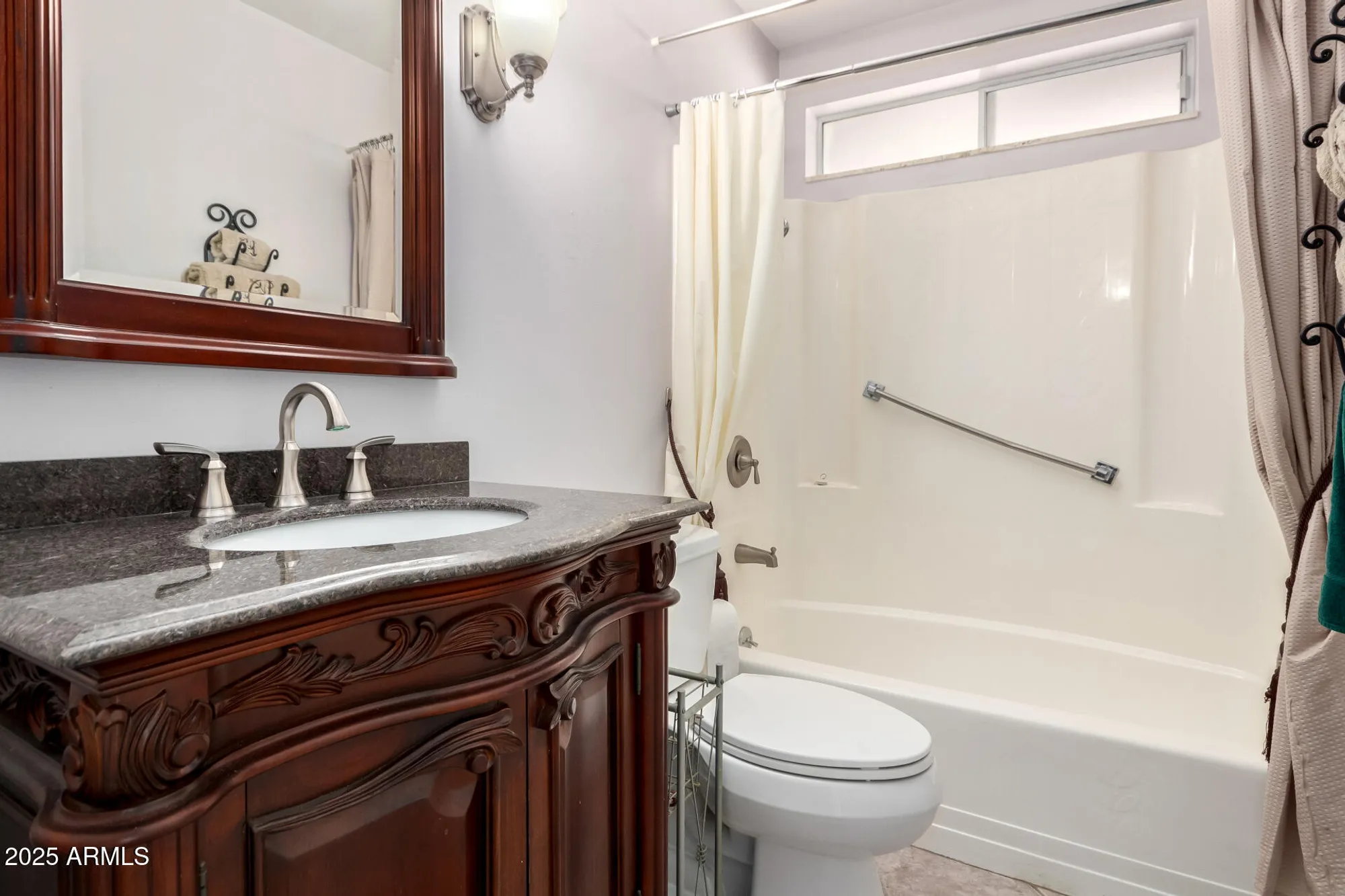 Property Slideshow image 21 of 45 | 9832 n 102nd dr, Sun City, AZ, 85351