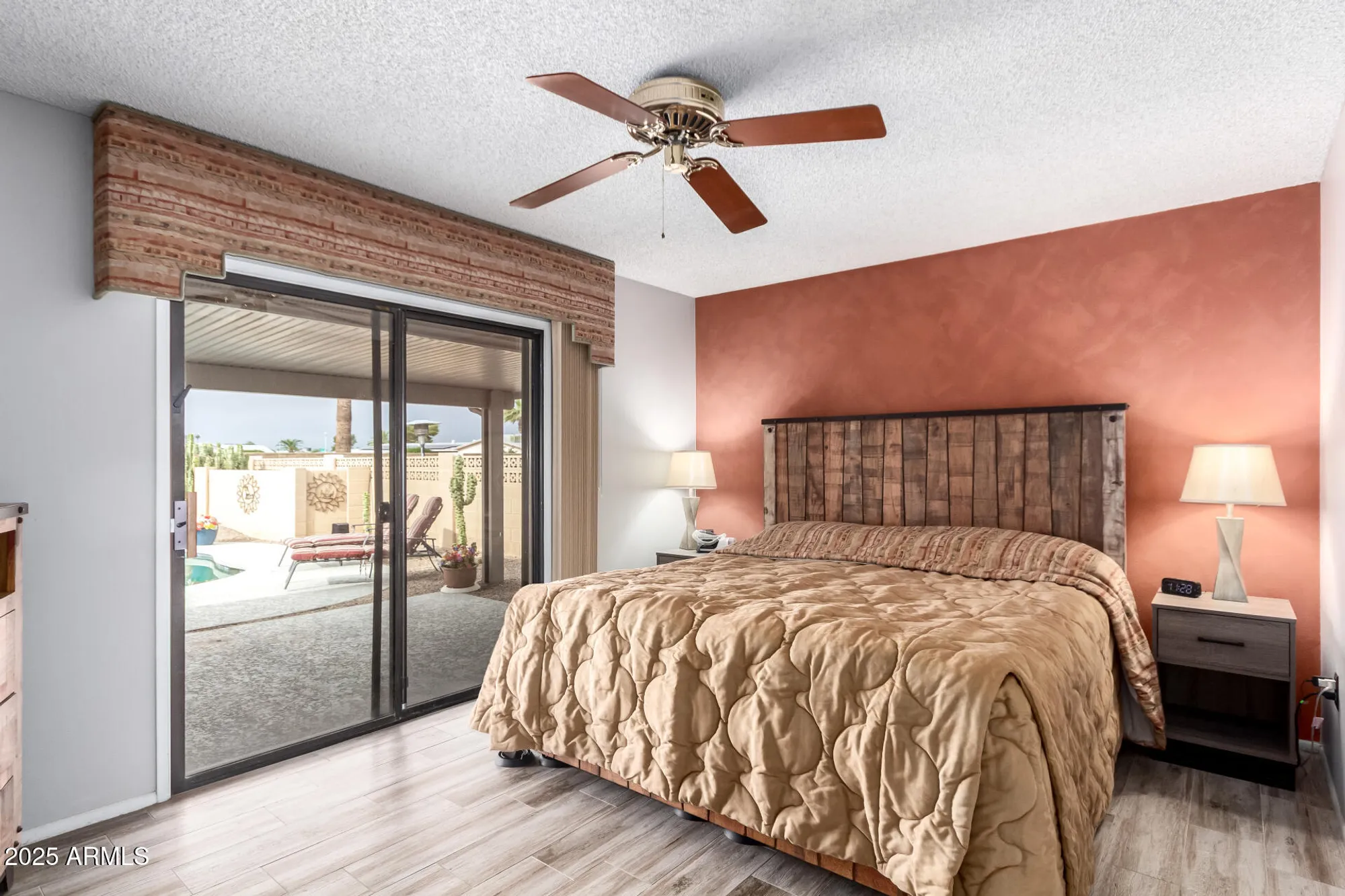 Property Slideshow image 14 of 45 | 9832 n 102nd dr, Sun City, AZ, 85351