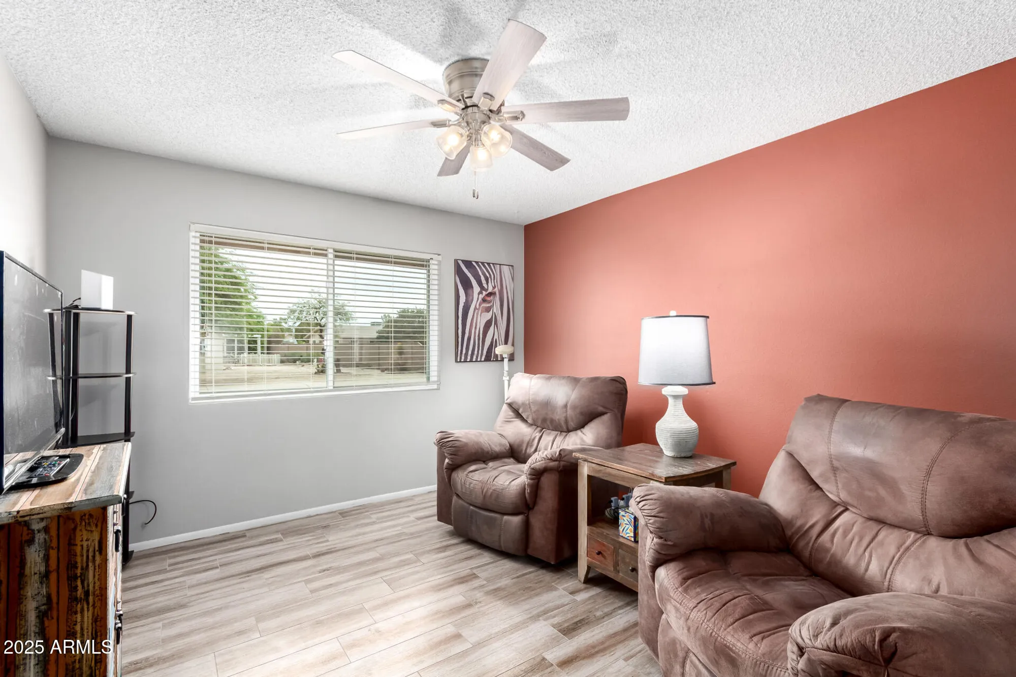 Property Slideshow image 23 of 45 | 9832 n 102nd dr, Sun City, AZ, 85351
