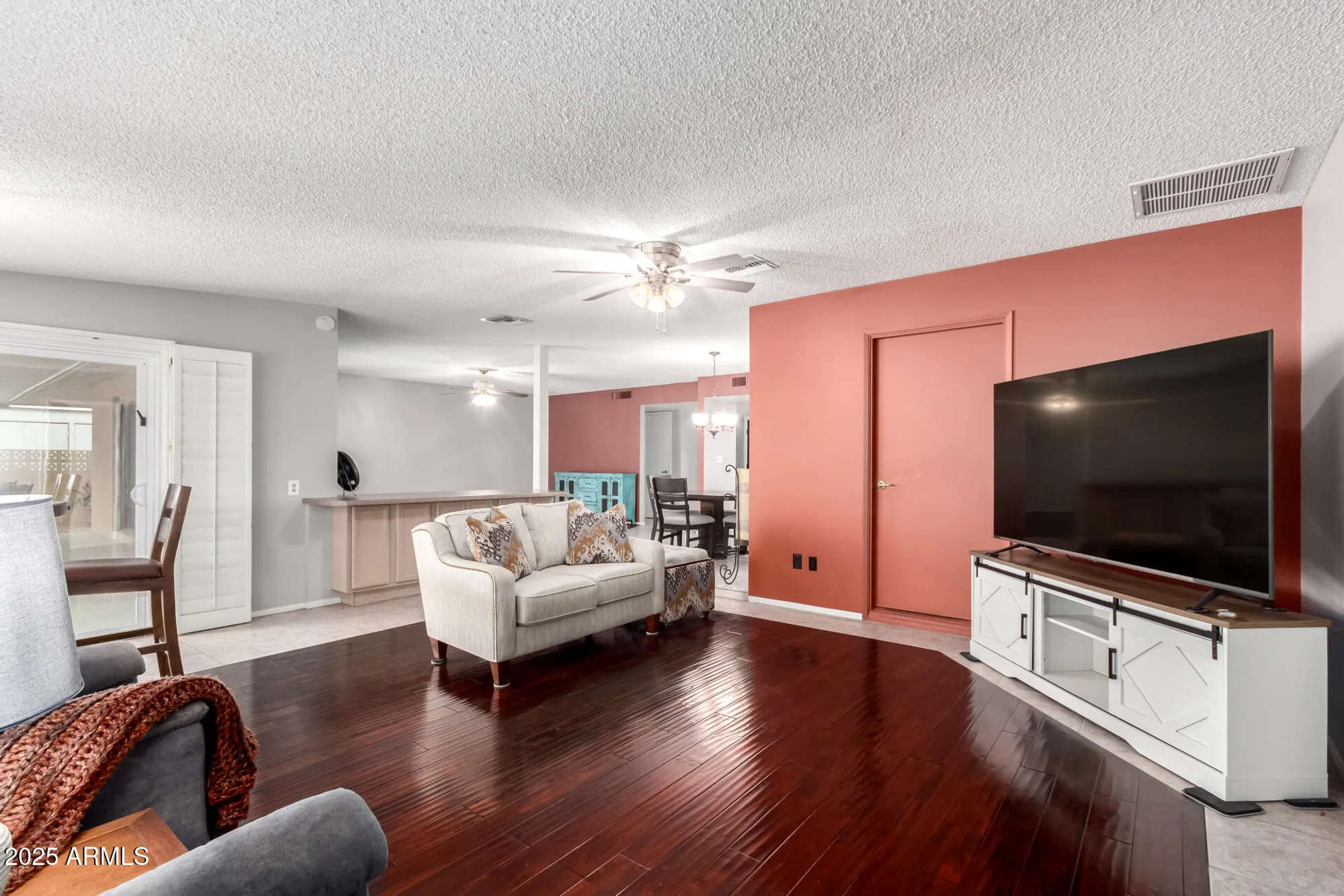 Property Slideshow image 10 of 45 | 9832 n 102nd dr, Sun City, AZ, 85351