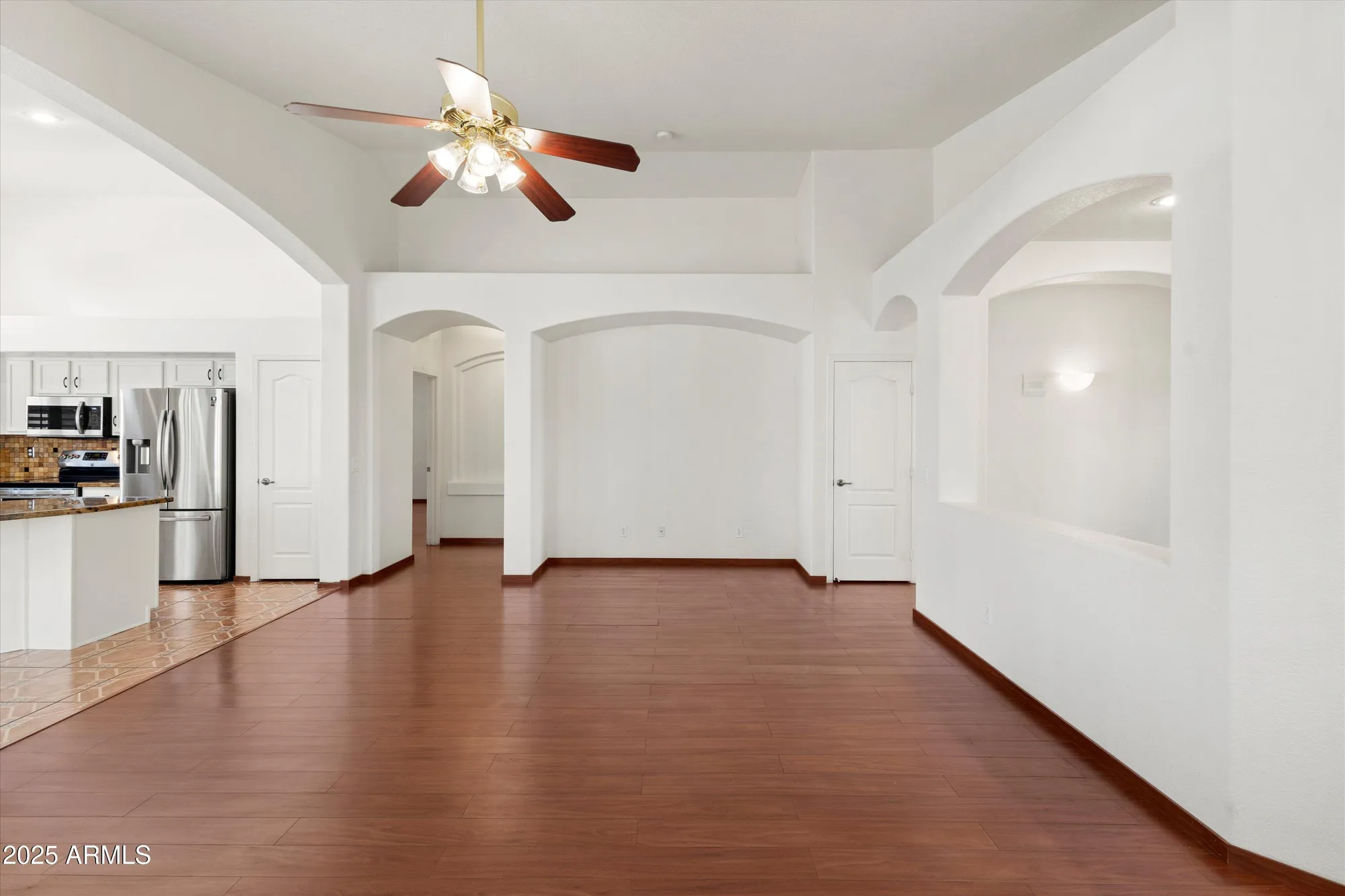 Property Slideshow image 7 of 37 | 18136 w spencer dr, Surprise, AZ, 85374