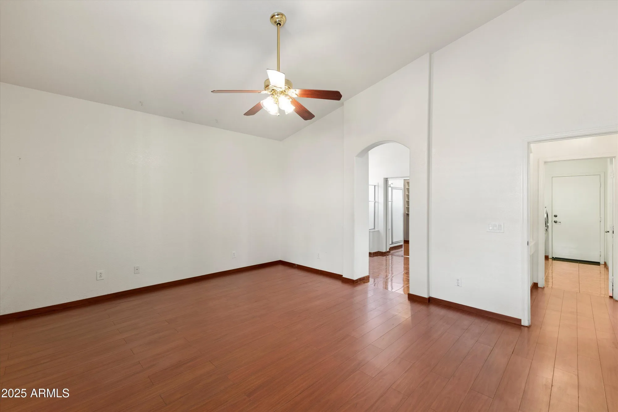 Property Slideshow image 24 of 37 | 18136 w spencer dr, Surprise, AZ, 85374