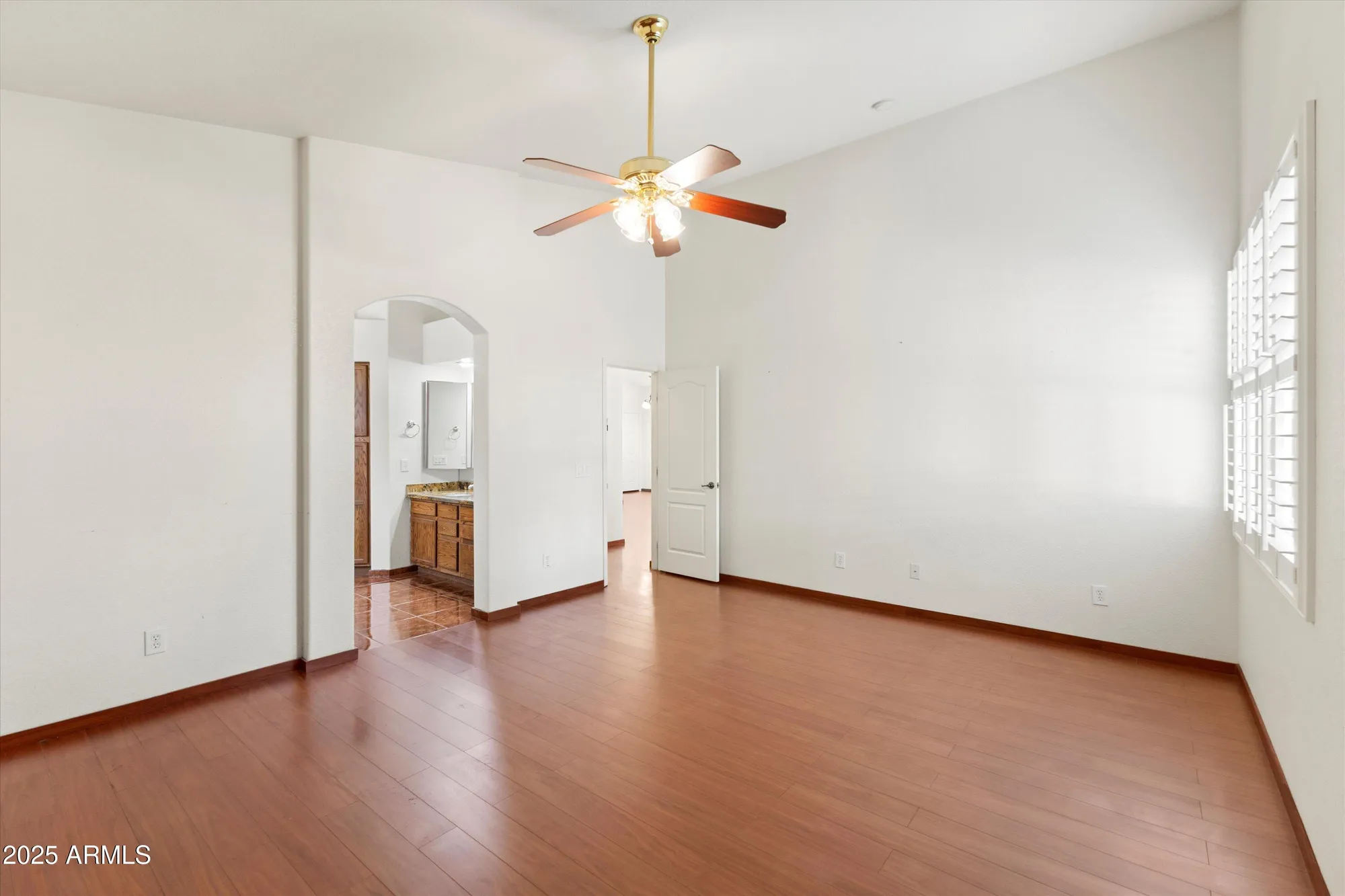 Property Slideshow image 20 of 37 | 18136 w spencer dr, Surprise, AZ, 85374