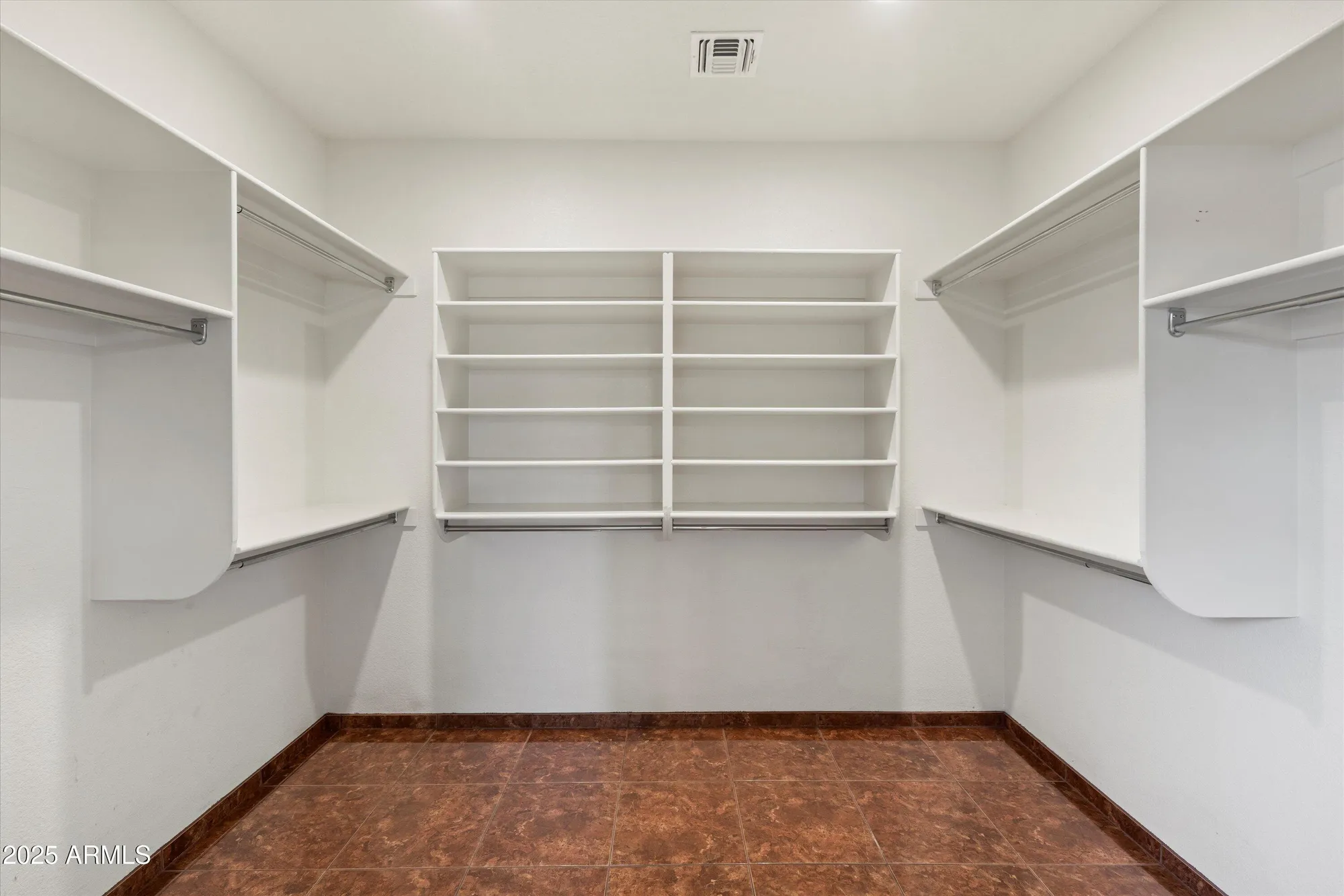 Property Slideshow image 23 of 37 | 18136 w spencer dr, Surprise, AZ, 85374