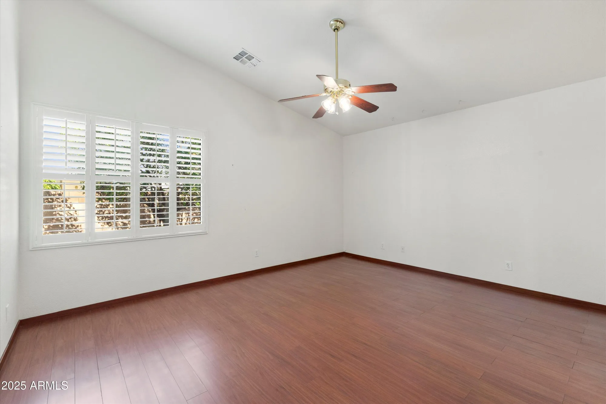 Property Slideshow image 18 of 37 | 18136 w spencer dr, Surprise, AZ, 85374