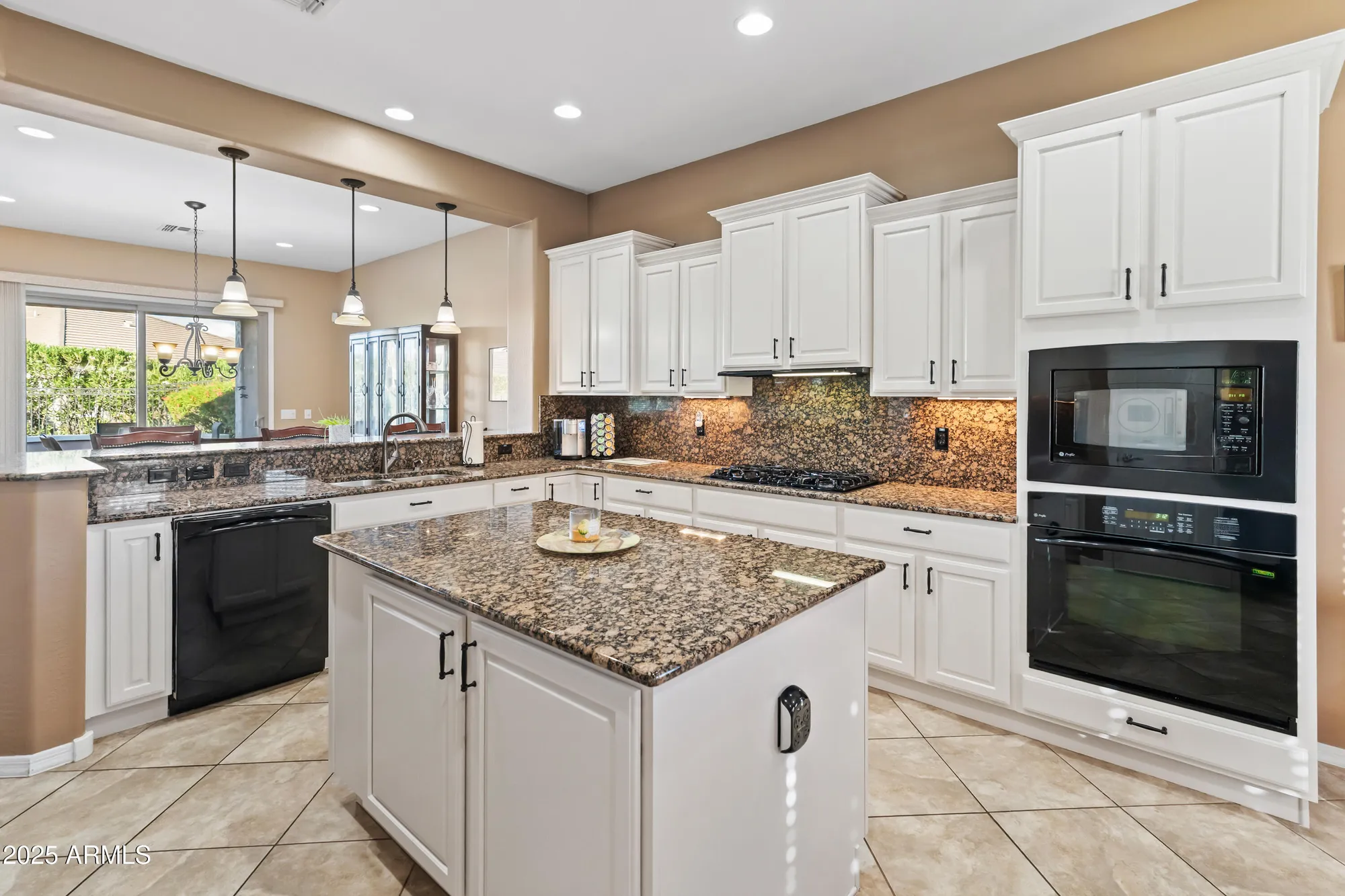 Property Slideshow image 8 of 35 | 27012 w marco polo rd, Buckeye, AZ, 85396