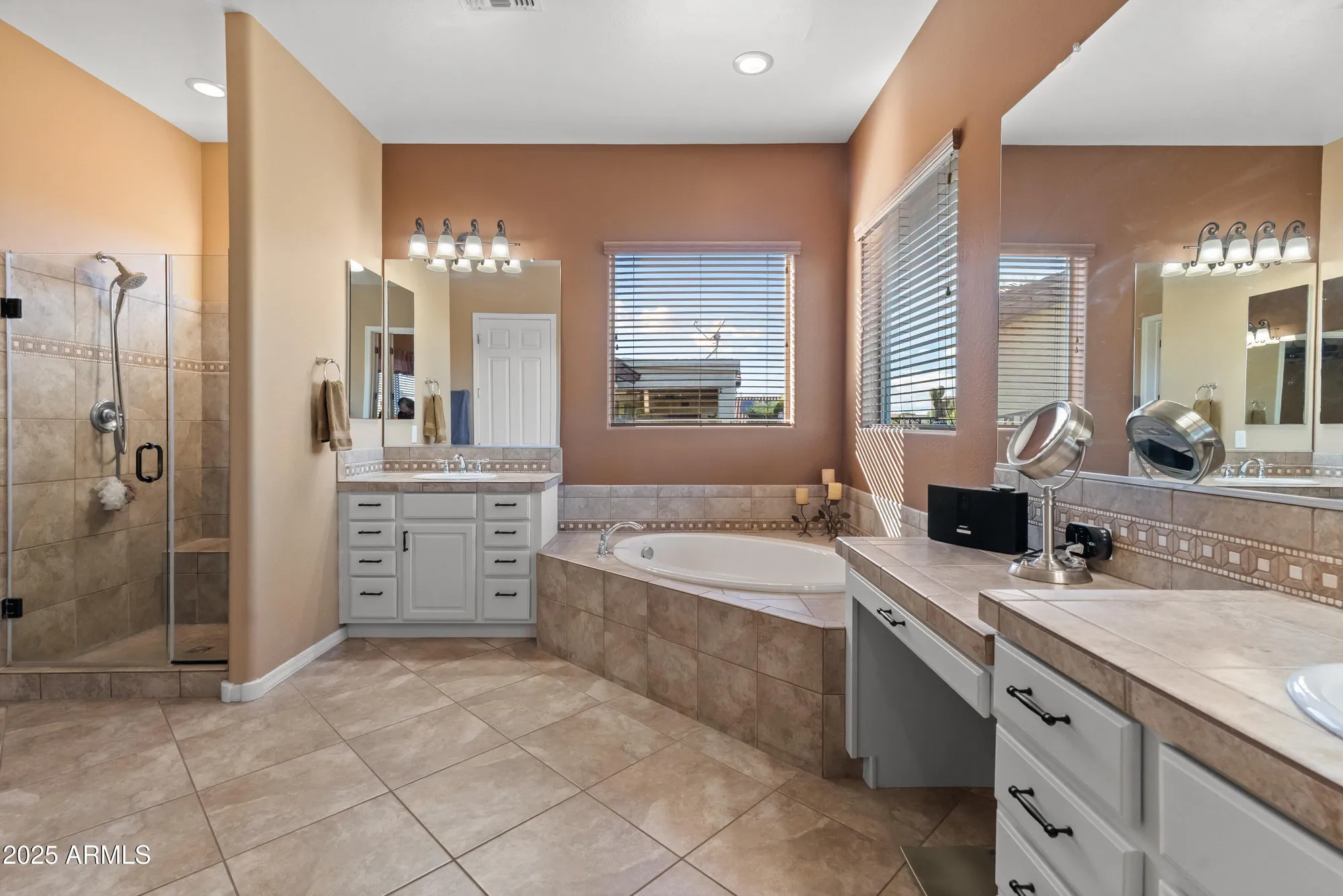 Property Slideshow image 18 of 35 | 27012 w marco polo rd, Buckeye, AZ, 85396