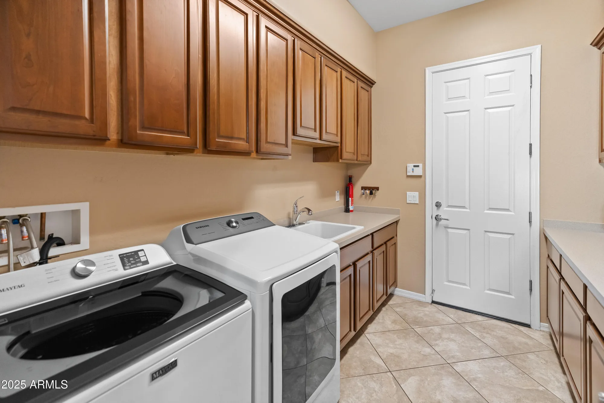 Property Slideshow image 25 of 35 | 27012 w marco polo rd, Buckeye, AZ, 85396