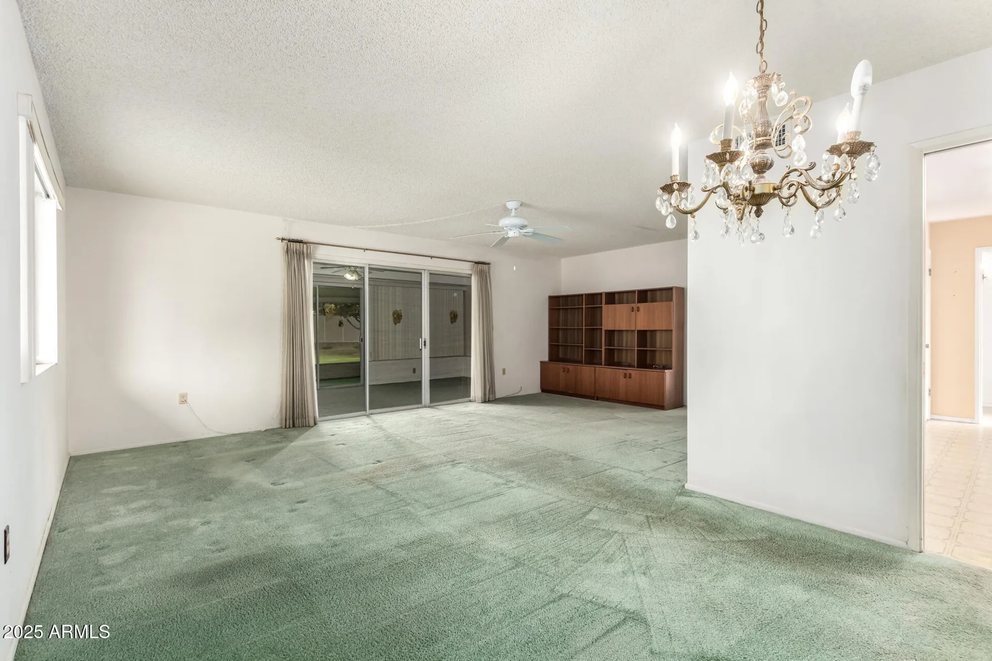 Property Slideshow image 9 of 32 | 10764 w cinnebar ave, Sun City, AZ, 85351