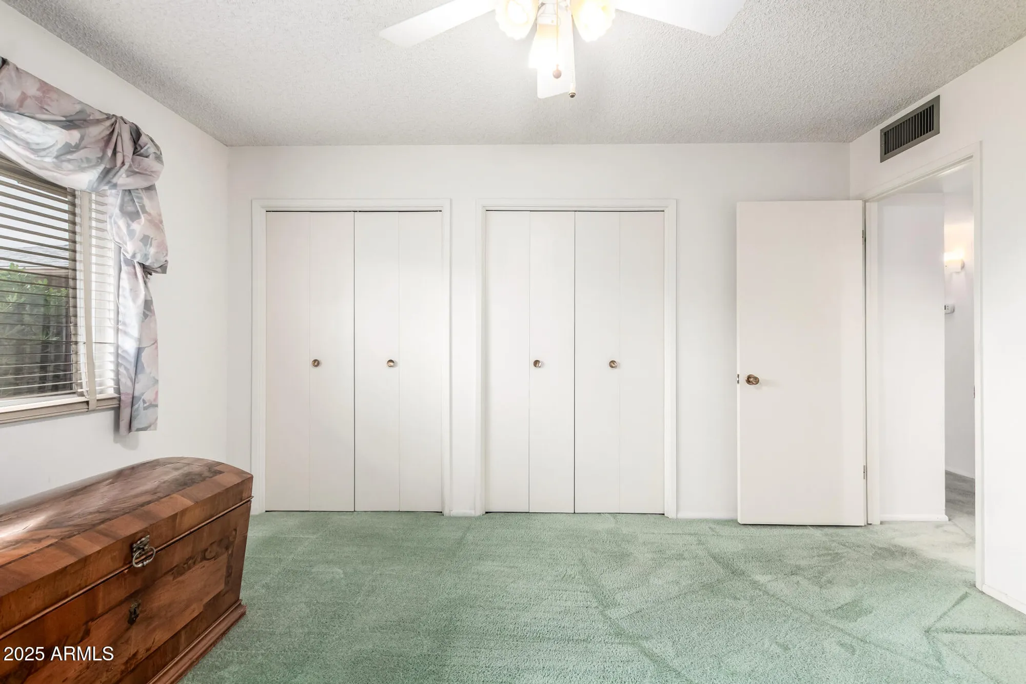 Property Slideshow image 21 of 32 | 10764 w cinnebar ave, Sun City, AZ, 85351