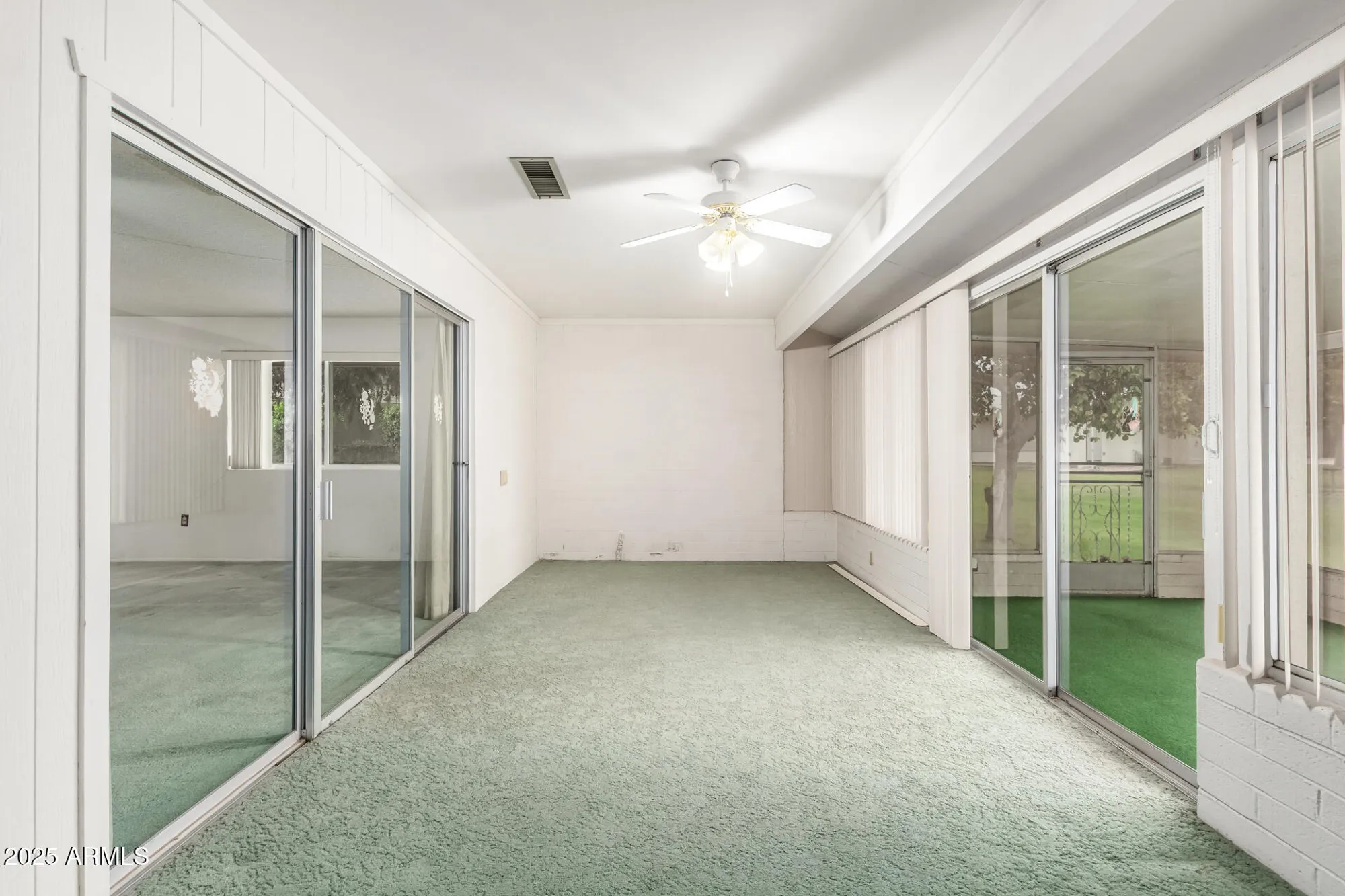 Property Slideshow image 23 of 32 | 10764 w cinnebar ave, Sun City, AZ, 85351