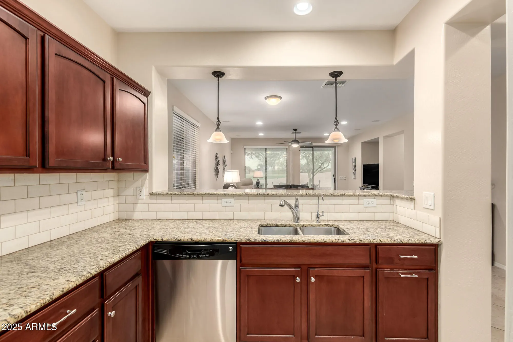 Property Slideshow image 18 of 84 | 696 s 226th dr, Buckeye, AZ, 85326