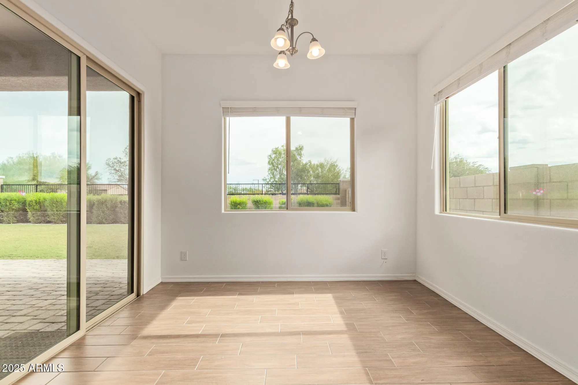 Property Slideshow image 18 of 47 | 28389 n 131st dr, Peoria, AZ, 85383