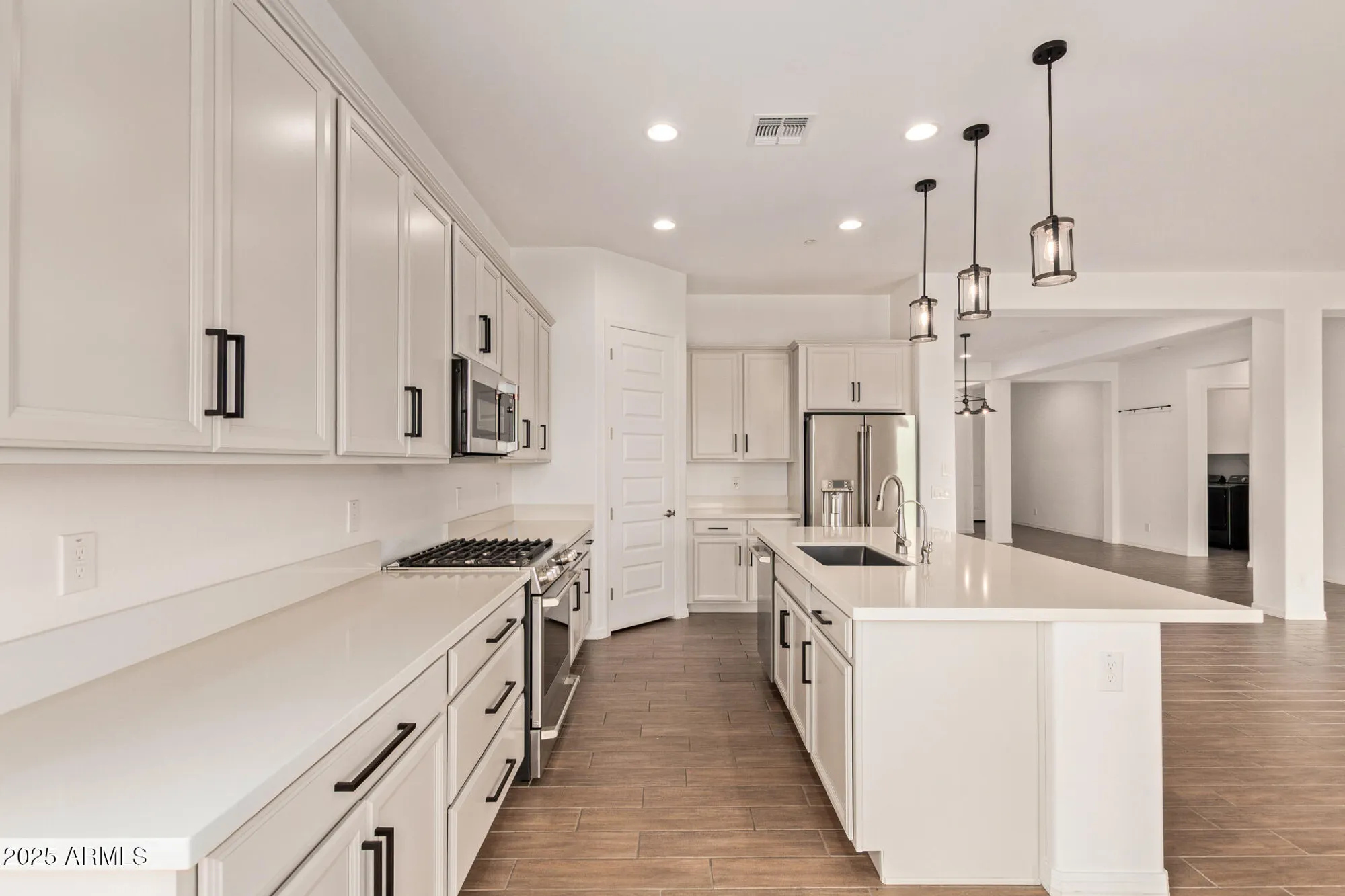 Property Slideshow image 19 of 47 | 28389 n 131st dr, Peoria, AZ, 85383