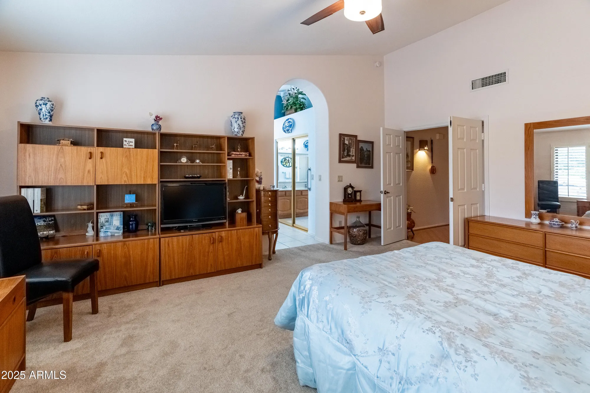 Property Slideshow image 9 of 54 | 9414 w tonto ln, Peoria, AZ, 85382