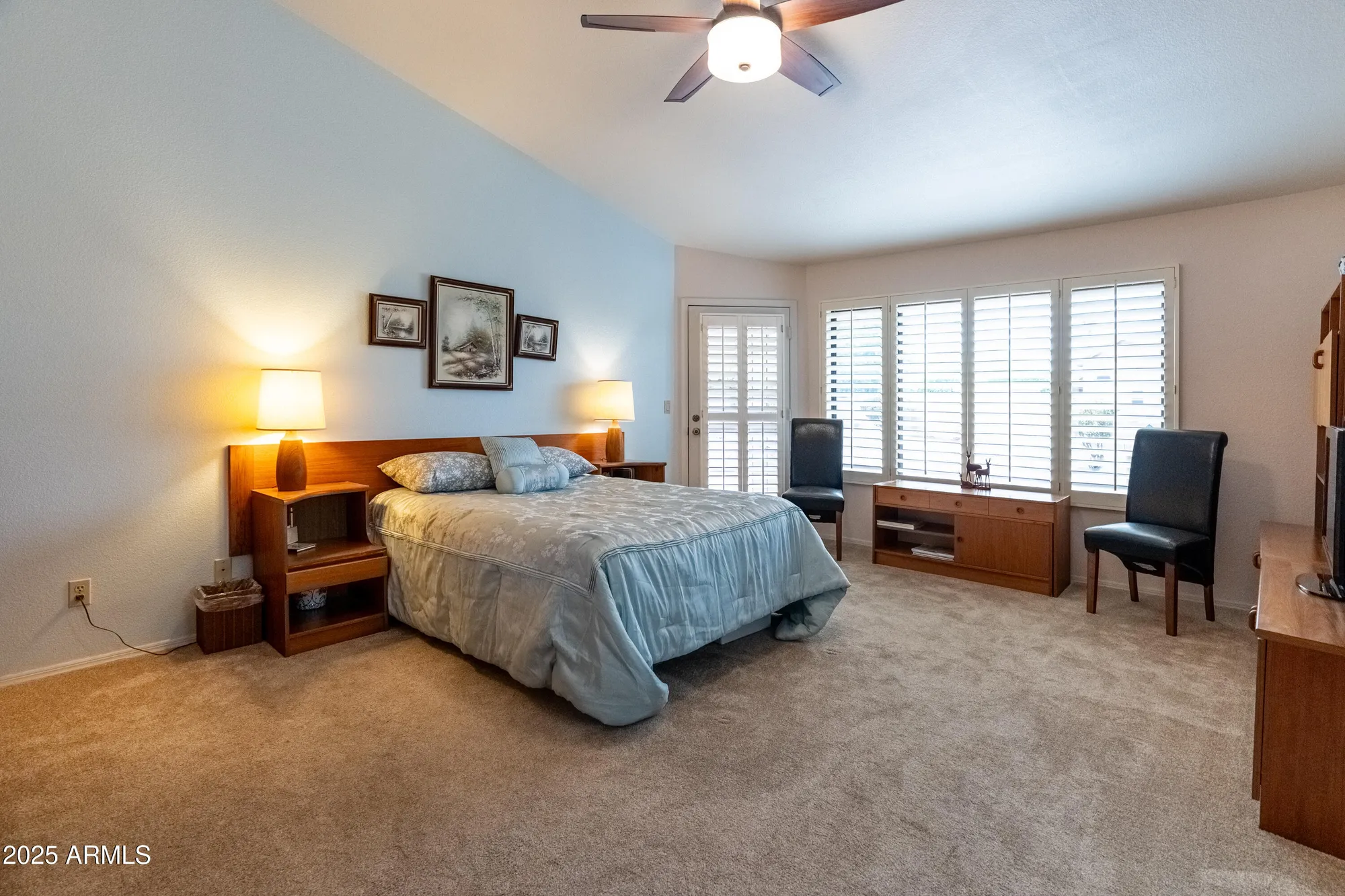 Property Slideshow image 8 of 54 | 9414 w tonto ln, Peoria, AZ, 85382